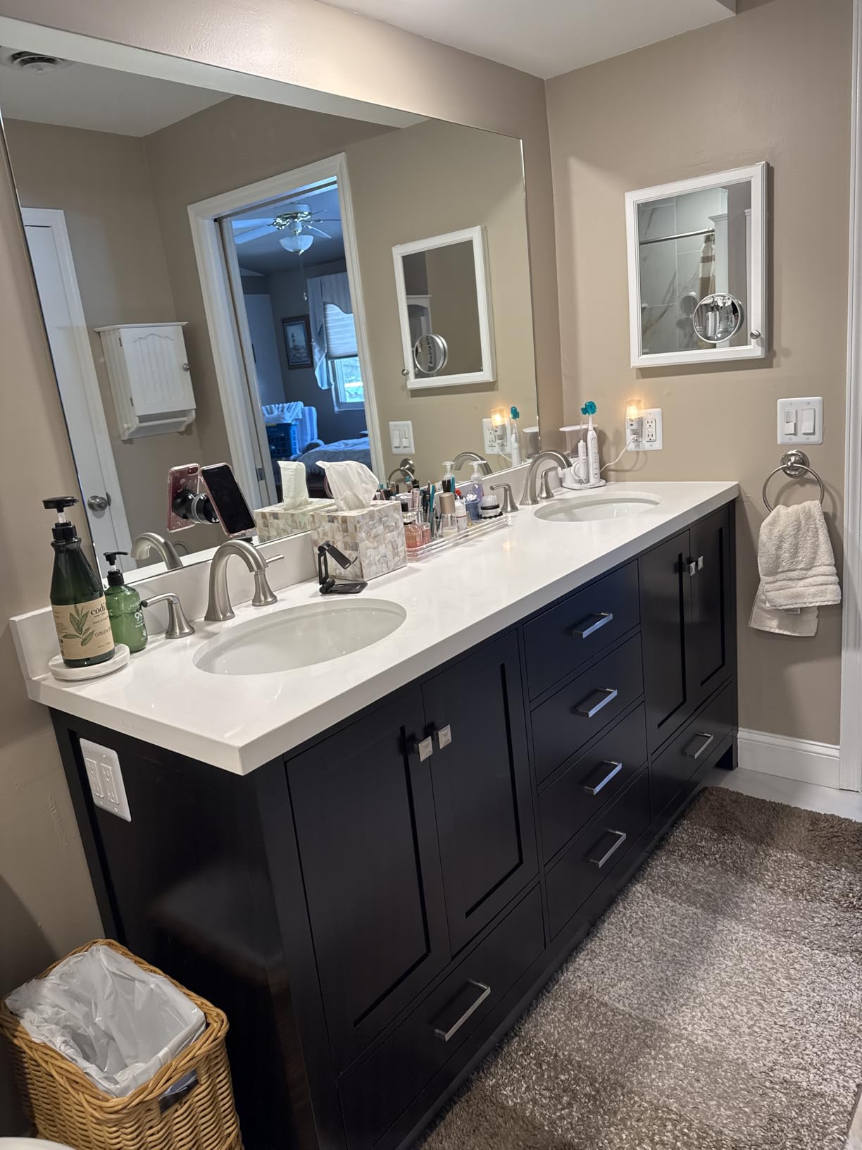 ARIEL Cambridge 72-inch Bathroom Vanity with Sink,Solid Wood, 1.5-inch Pure White Quartz Countertop & Backsplash, Double Oval Porcelain Sink, 4 Soft Closing Doors, 6 Dovetail Drawers, White Oak customer photo 1