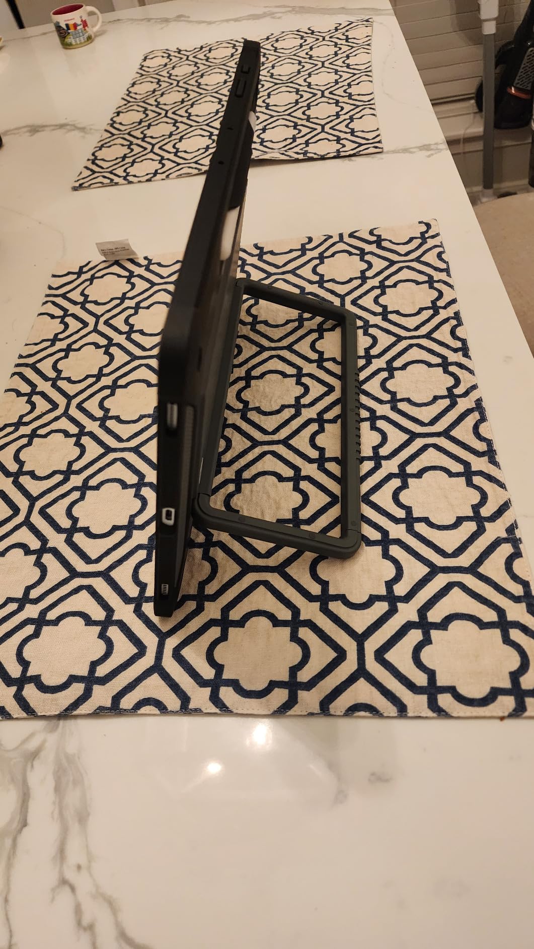 Samsung Galaxy Tab S10+ Plus 12.4 inch 256GB Android Tablet, Galaxy AI Tools, Circle to Search, AMOLED 2X Display, Long Battery Life, Durable Design, S Pen for Note-Taking, US Version, Platinum Silver customer photo 1