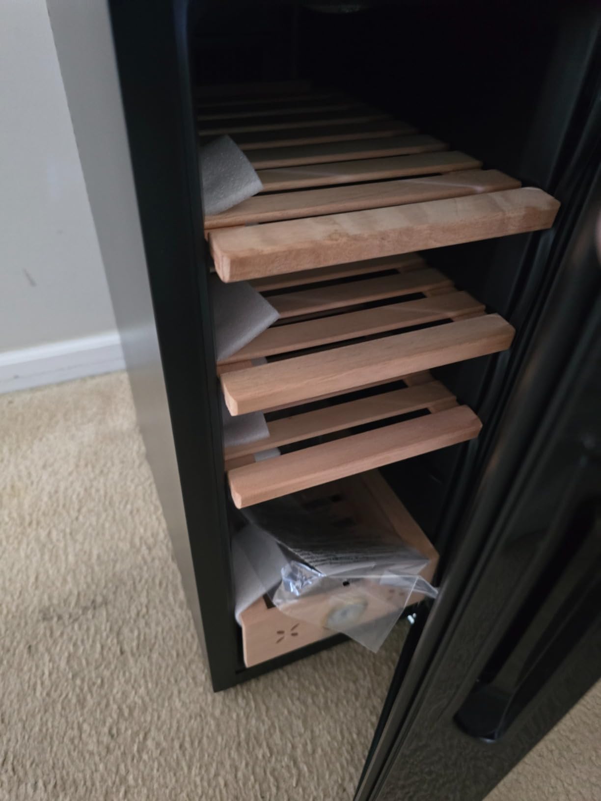 EUHOMY Electric Cigar Humidors, 35L Cigar Humidors, Cooling & Heating Humidor Cabinet with with Spanish Cedar Wood, Electric Cooler for 255 Counts with Digital Hygrometer, 4 Layers customer photo 1