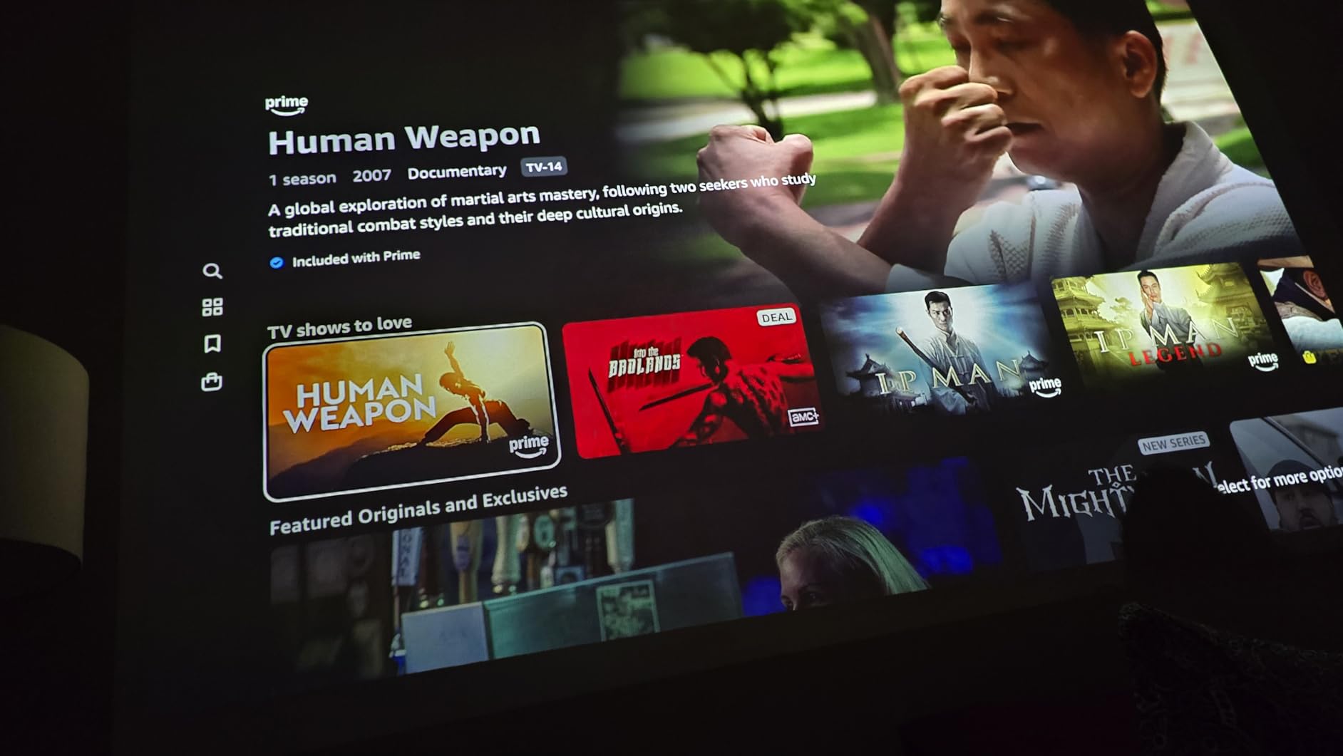 XGIMI Halo+ GTV NEW Portable Projector, Google TV with Licensed Netflix, 700 ISO Lumens, 2 x 5W Harman Kardon Speakers, Auto Focus, ISA, Wi-Fi, Built-in Battery with 2.5 Hours Playtime customer photo 2