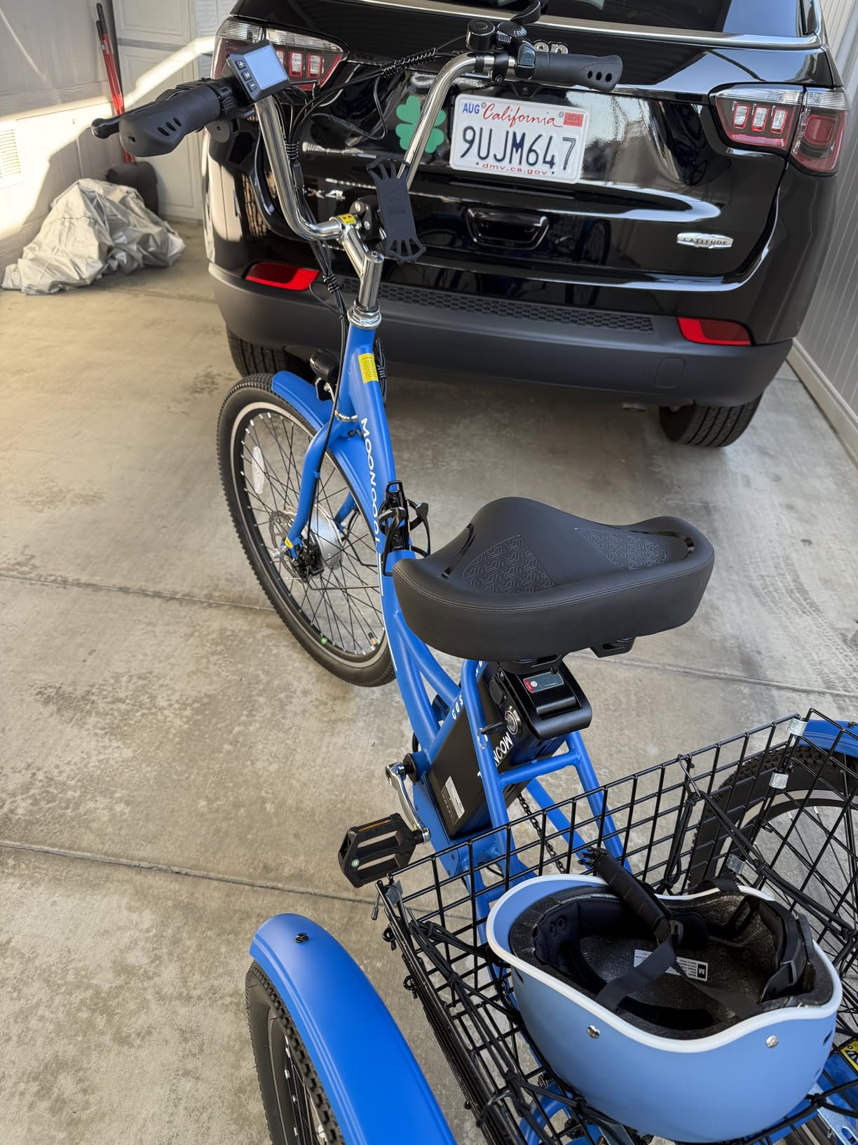 MOONCOOL MONCOOL Adult Electric Tricycle, 350W Front Drive Motor (Peak 700W), 15.5MPH E-Trike with Removable 36V 14.5Ah Battery, 60 Miles Range, 24/26 Inch 7-Speed 3 Wheel Electric Bike, Large Basket customer photo 1