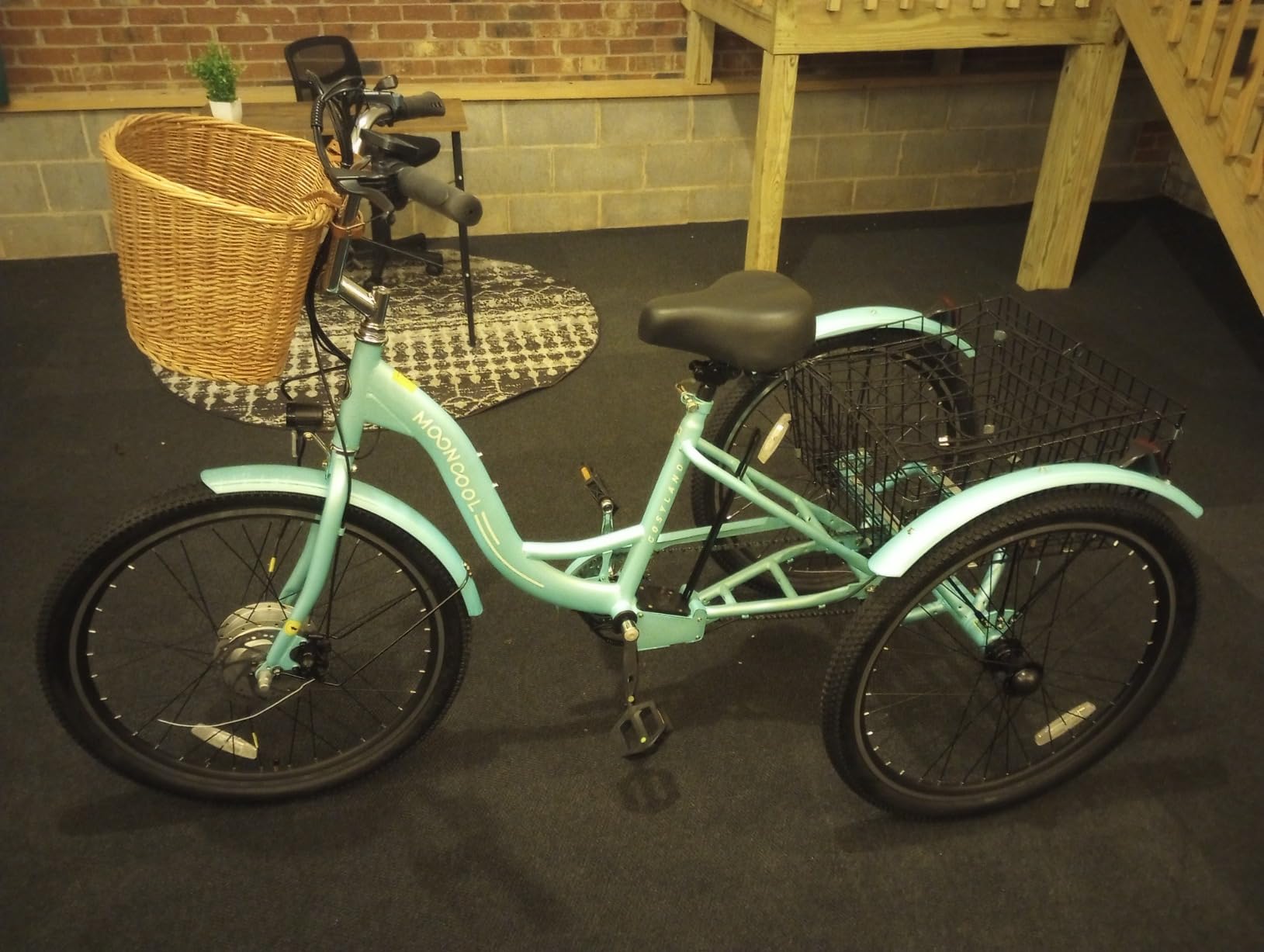 MOONCOOL MONCOOL Adult Electric Tricycle, 350W Front Drive Motor (Peak 700W), 15.5MPH E-Trike with Removable 36V 14.5Ah Battery, 60 Miles Range, 24/26 Inch 7-Speed 3 Wheel Electric Bike, Large Basket customer photo 2