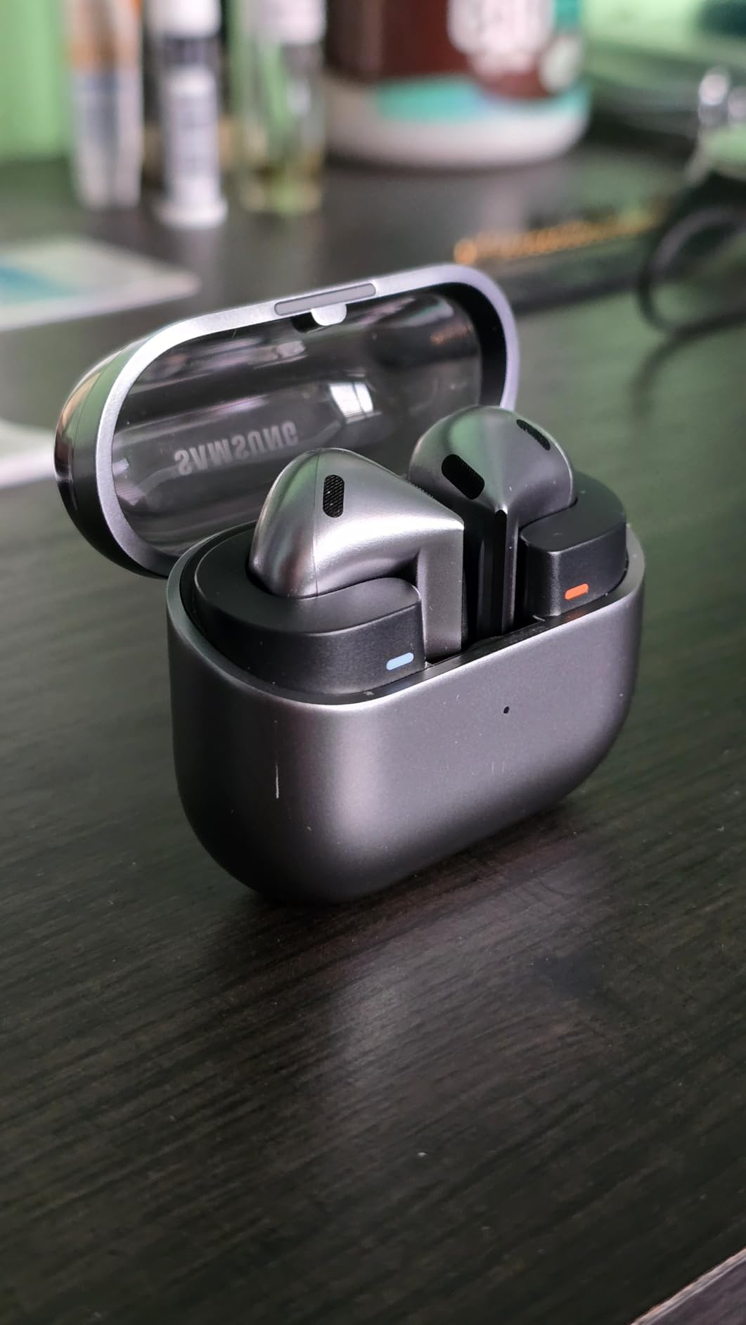 Samsung Galaxy Buds 3 Wireless Earbud Headphones - Silver customer photo 2