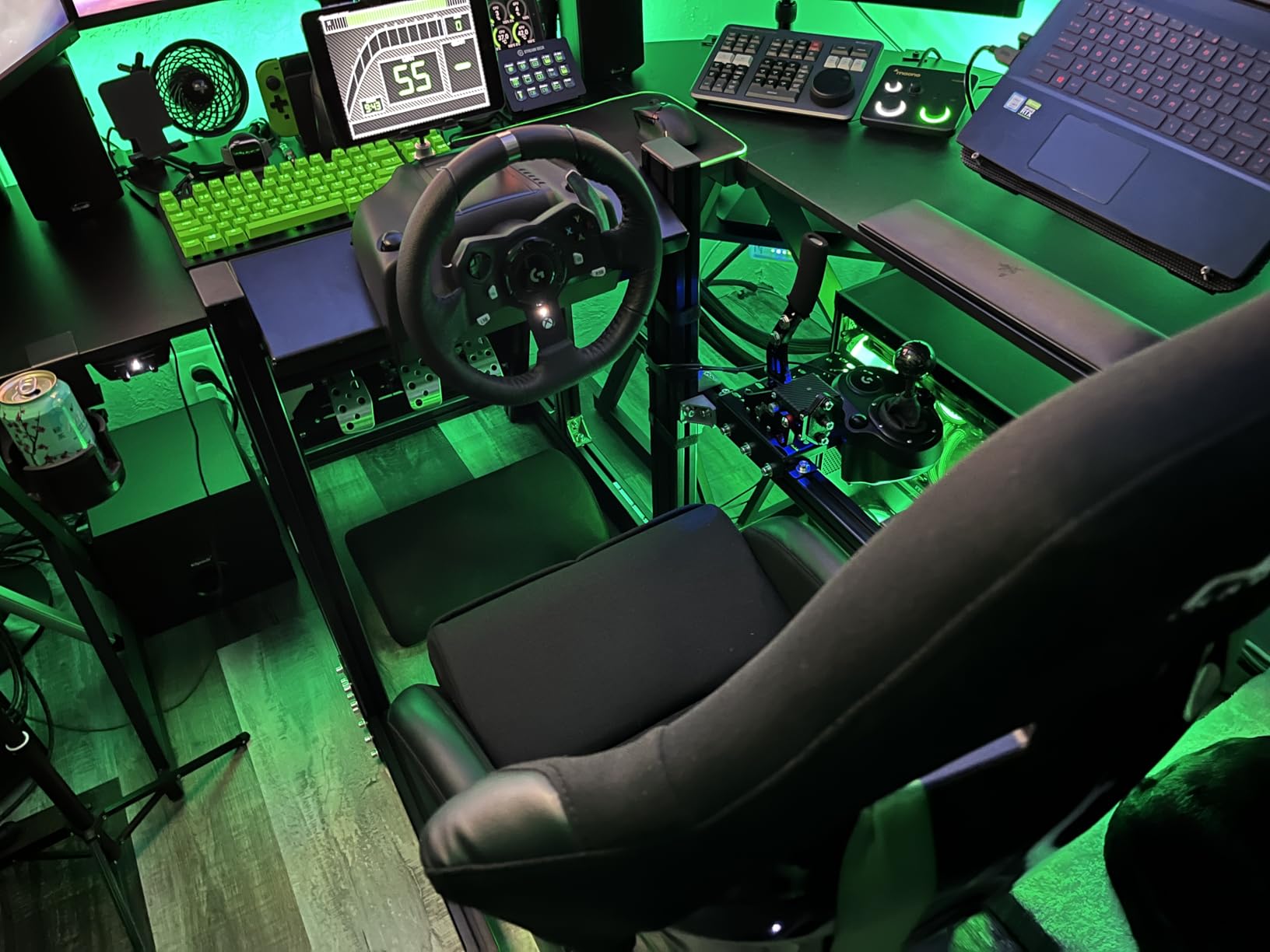 Anman GT/F1 Sim Racing Cockpit 8040 Aluminium Profile Racing Stand customer photo 2