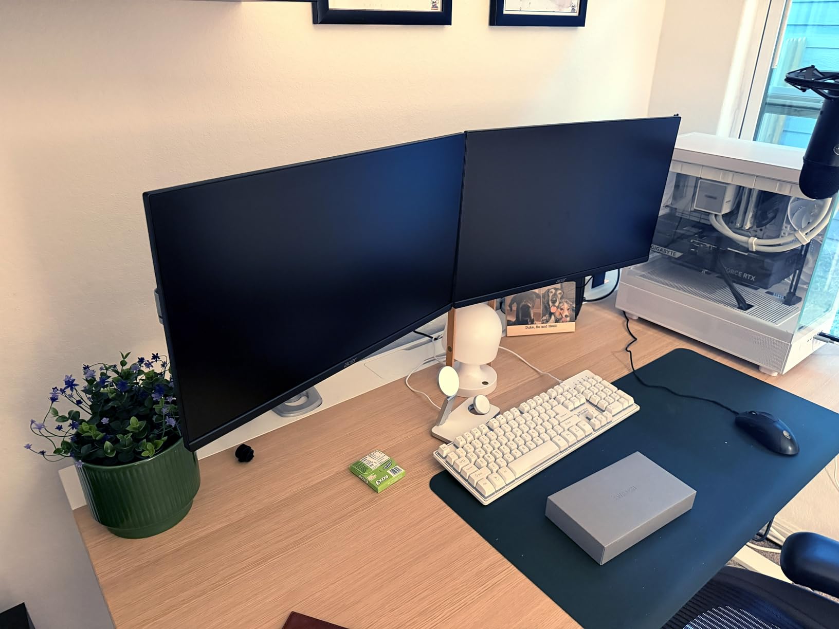 Acer 27 Inch Monitor- KB272-27 Inch FHD IPS (1920 x 1080) Display, Up to 120Hz Refresh Rate, 99% sRGB, Tilt, Adaptive-Sync Support (FreeSync Compatible) 1ms (VRB), sRGB 99% Color, HDMI & VGA Ports customer photo 1