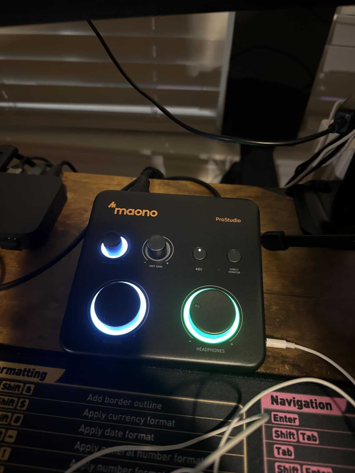 MAONO USB Audio Interface for PC: Interface with XLR Input 24-bit/192kHz Routing Software LOOPBACK ASIO Driver for Recording Music, Home-Studio, Guitar, Podcast, Streaming, DAW(PS22 Lite Black) customer photo 2