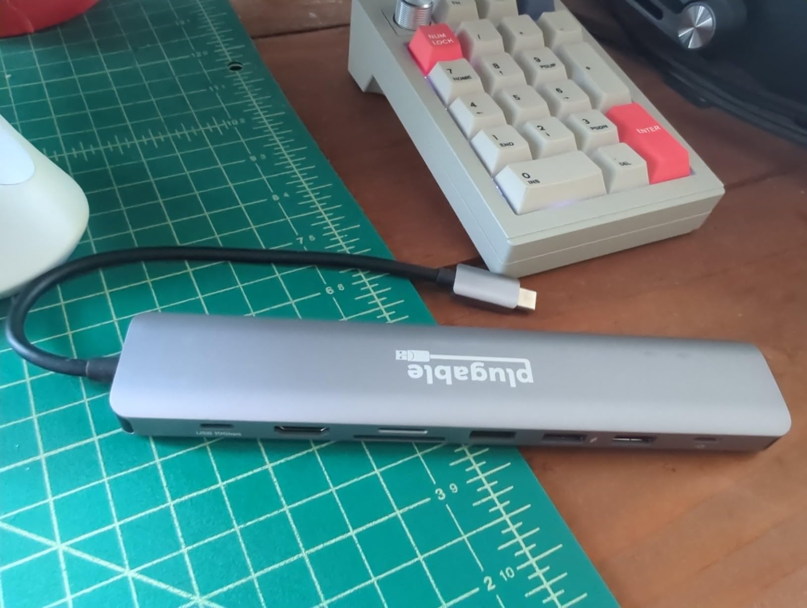 Plugable USB C Hub Multiport Adapter: 9-in-1 with 140W PD Charging, 4K 60Hz HDMI, 10Gbps Data Transfer, Gigabit Ethernet, SD for USBC, USB4, Thunderbolt MacBook, Windows, Chromebook (USBC-9IN1E) customer photo 2