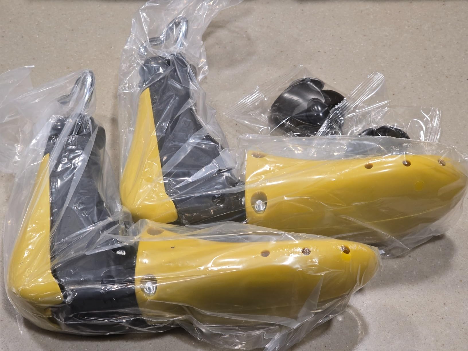 2PCS Professional Boot Shoe Stretcher Wide Feet for Men Women, Shoe Expander Widener Adjustable Length & Width customer photo 1