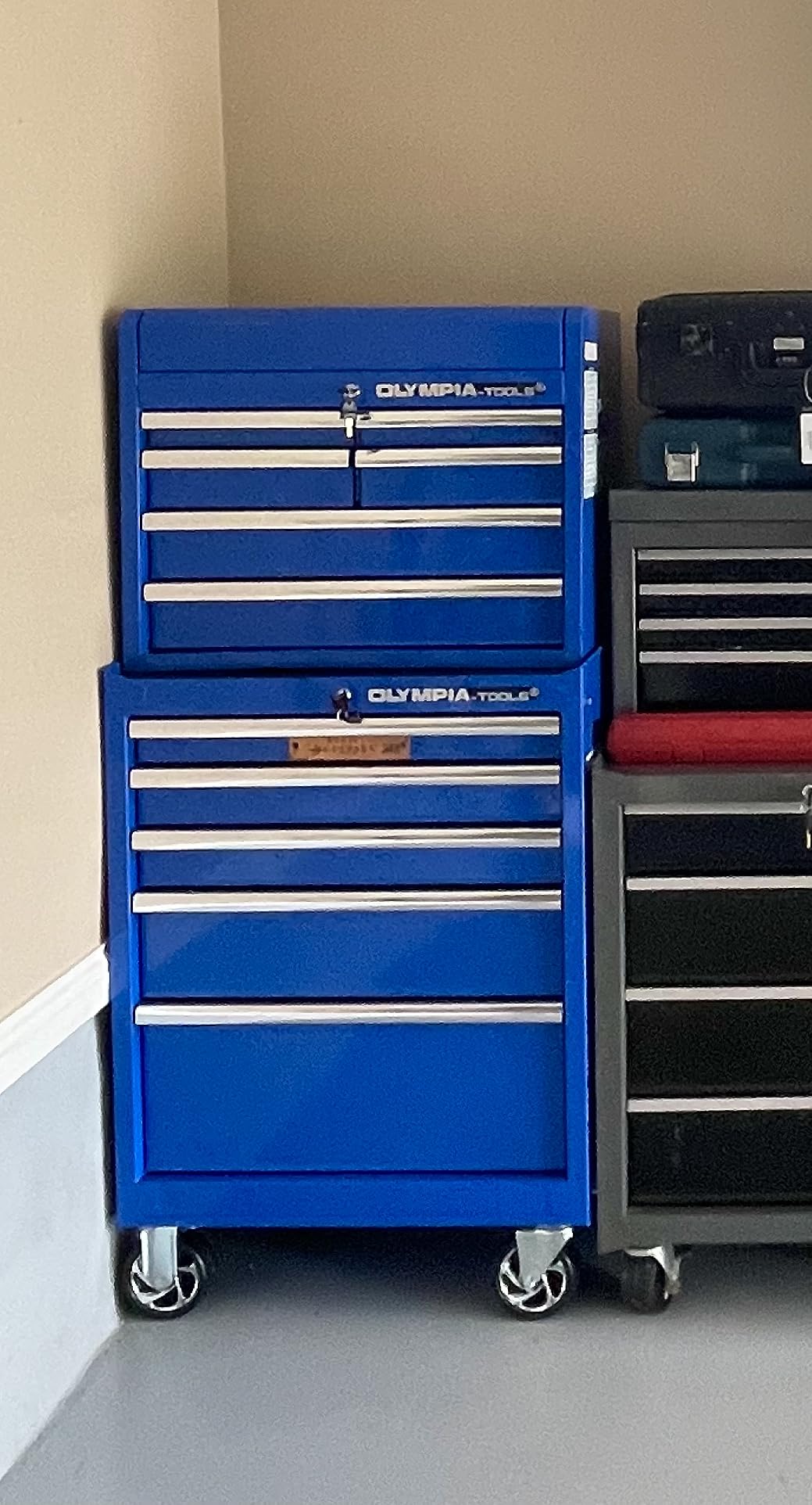 Olympia Tools 72 inch Heavy Duty Mobile Tool Chest Tool Box, with Solid Wood Top Workbench, 15-Drawer Rolling Tool Chest, Tool Storage Organizer for Garage, Workshop, and Home, Black customer photo 1