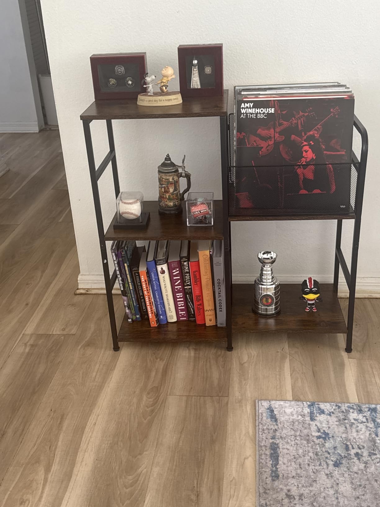 Record Player Stand, Turntable Stand with Vinyl Storage Holds up to 300+ Albums, Storage Cabinet for Vinyl Records, Record Player Table for Living Room customer photo 1