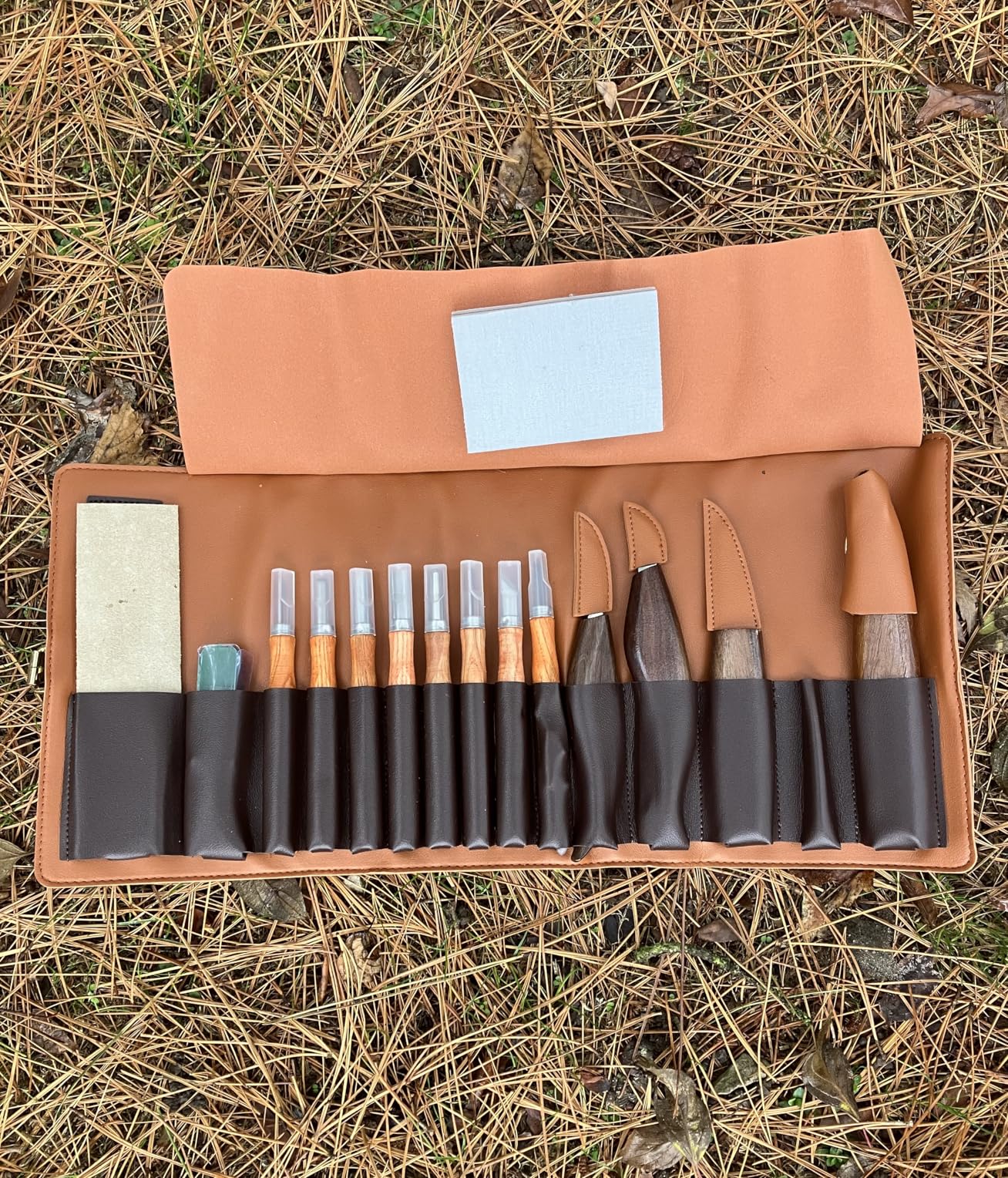 Deluxe Wood Carving Kit with Leather Case,Wood Carving Tools Set with Wood Carving Knife,Detail Knives,Basswood Blocks,Gloves,Strop Block,Polishing Compound for Whittling Kit Hobbies for Adults customer photo 2