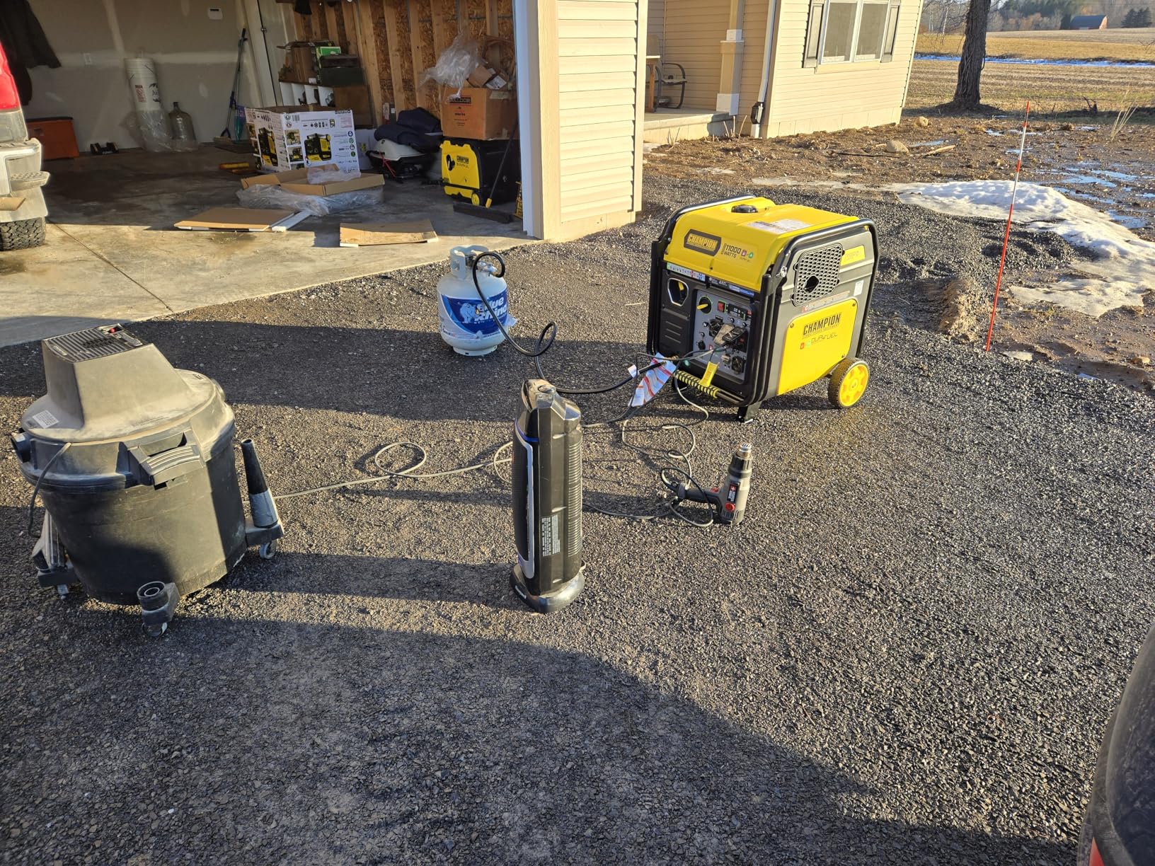 Champion Power Equipment 11,000-Watt Electric Start Dual Fuel Home Backup Portable Inverter Generator with Quiet Technology and CO Shield customer photo 1