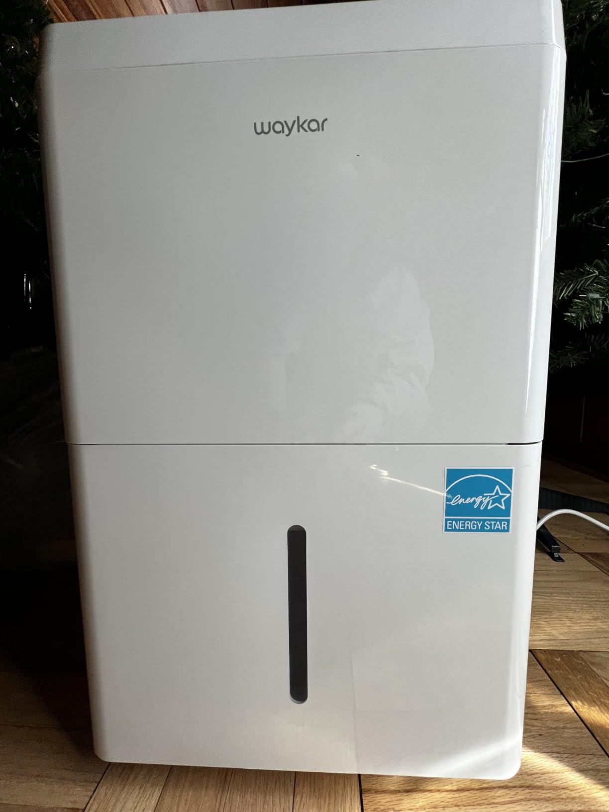 Waykar 6,000 Sq. Ft. Energy Star 120 Pint Dehumidifier - Auto Comfort Mode, Ultra Quiet (40 dB), Portable Smart Compressor Dehumidifier for Basement/Home/Bedroom/Bathroom with Drain Hose customer photo 2