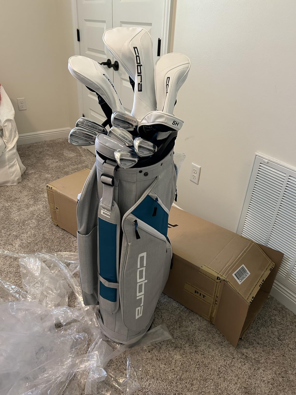 Cobra Golf Women's Fly-XL Complete Set customer photo 1