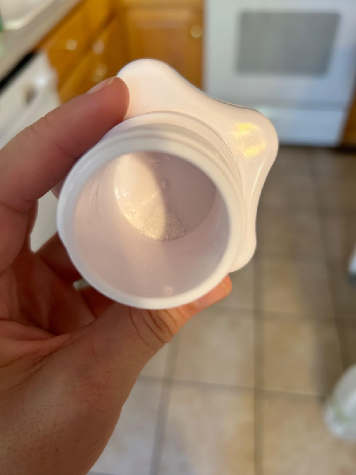 Johnbee Pill Crusher, Pill Grinder Fine Powder Extremely Fine. Storage Compartment. Pill Crushers for Elderly, Family and Pets. Silicone Edges. Grind Multiple Pills at Once - Cleaning Brush (Cyan) customer photo 1