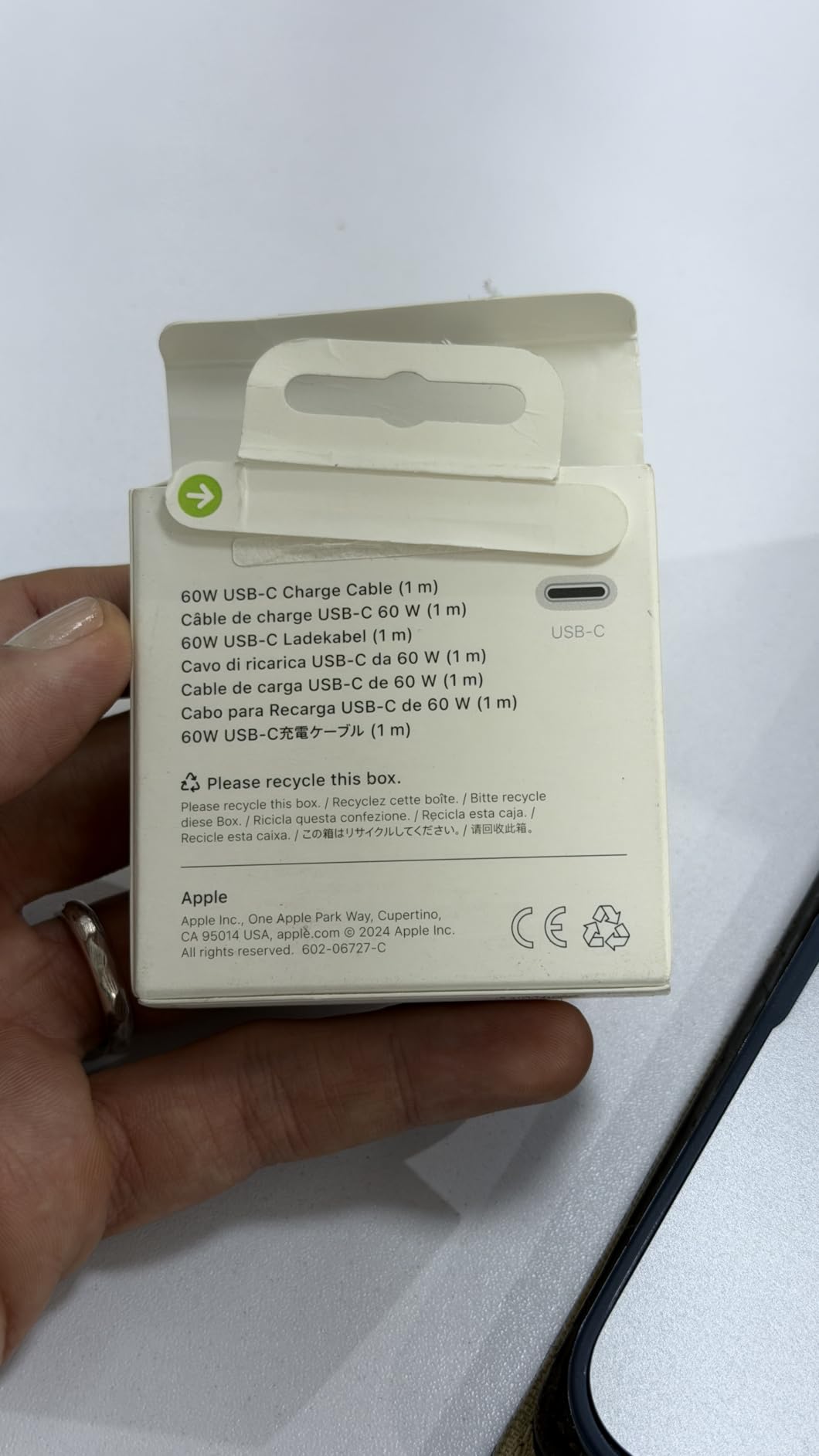 Apple 240W USB-C to USB-C Woven Charge Cable (2 m): Fast and Convenient Charging customer photo 2