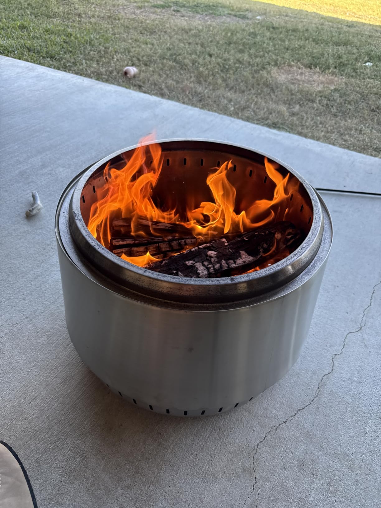 East Oak Fuoco Smokeless Fire Pit 21'' for Patio and Outdoor, Stainless Steel Firepit Wood Burning Fireplace with Carrying Bag, Portable Outdoor Fire Pit with Stand & Removable Ash Pan for Outside customer photo 2