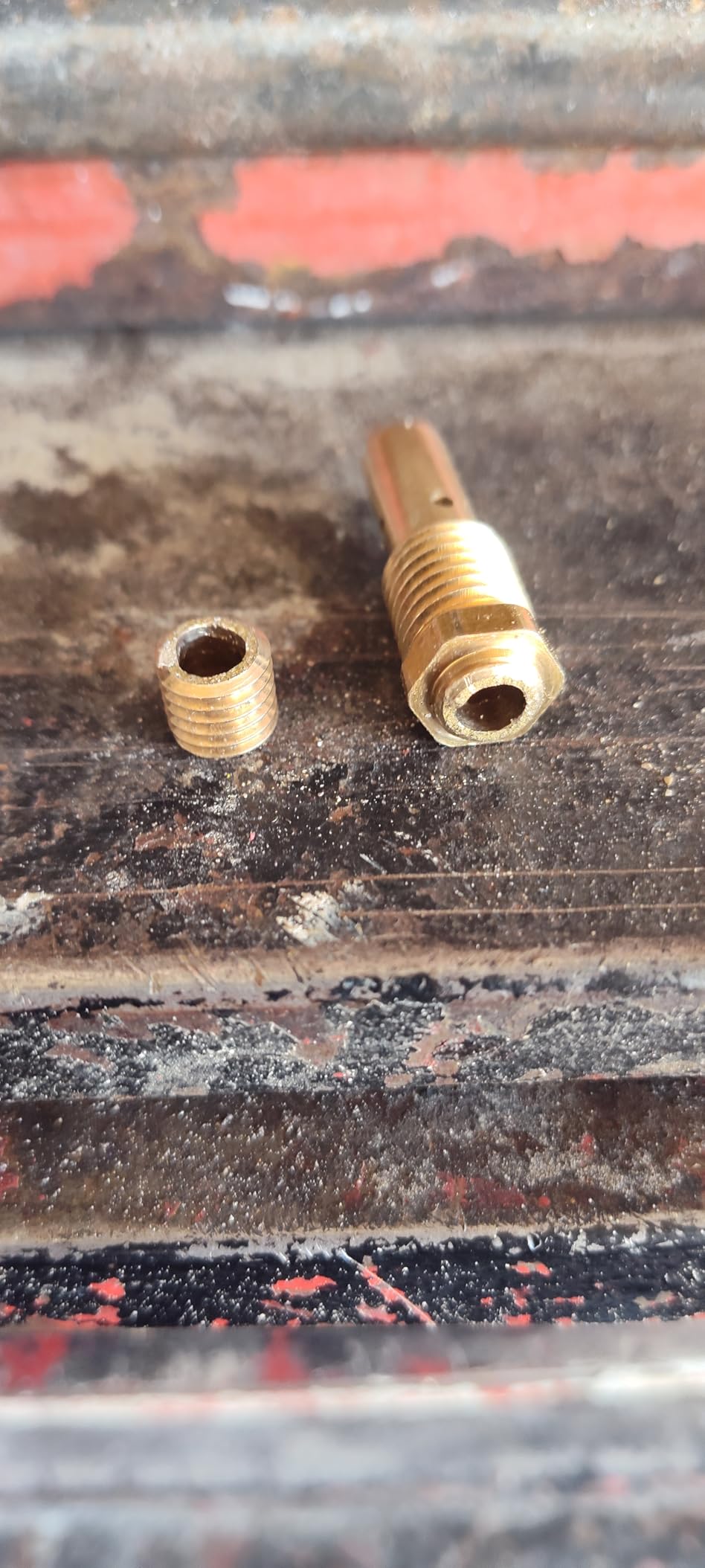 BILT HARD 135A 3-in-1 IGBT Inverter Welder, 110V Flux Core MIG/Lift TIG/Stick Welding Machine with Synergic Control, LED Display, 2T/4T/SPOT Modes & Full Kit (Solar Helmet, Gloves) customer photo 1