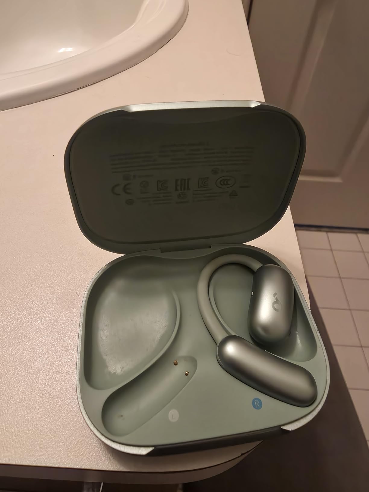 soundcore AeroFit 2 by Anker, Open-Ear Headphones, Real-Time Translation Earbuds, 4 Adjustable Positions for Every Ear Size, 2x Richer Bass, Hi-Res, 42H Playtime, IP55, AI Clear Calls, Wireless Charging customer photo 1