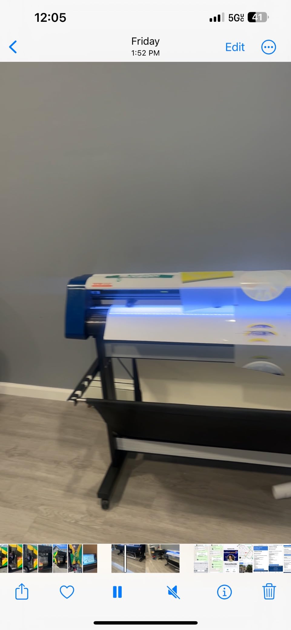 VEVOR 28-inch Cutting Machine for Vinyl, Features LCD Screen, Dual Adjustable Spring Rollers for Sign Crafting, Includes Signmaster for Creative Design & Cutting customer photo 1