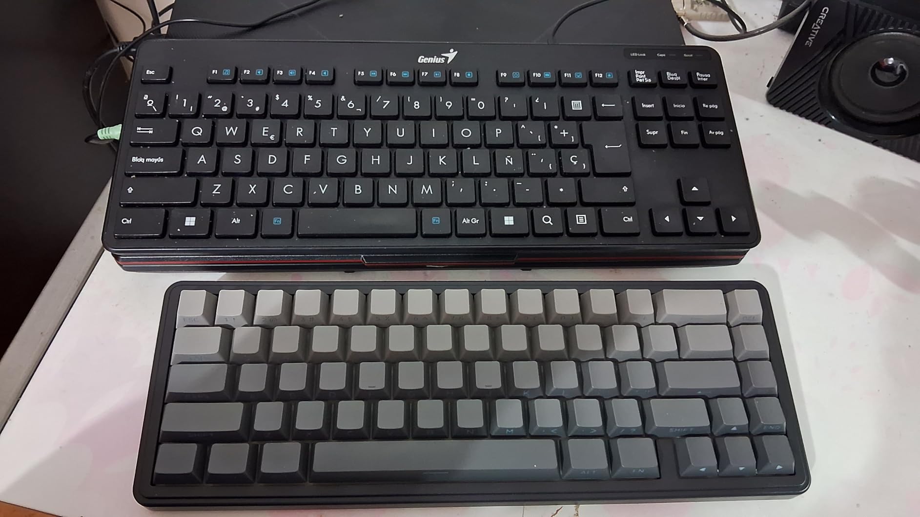 EPOMAKER x Aula F65 65% Wireless Mechanical Keyboard, Hot Swappable Gasket Custom Gaming Keyboard with Five-Layer Padding, RGB Backlit, BT/2.4GHz/USB-C (Light Blue, Graywood V3 Switch) customer photo 2