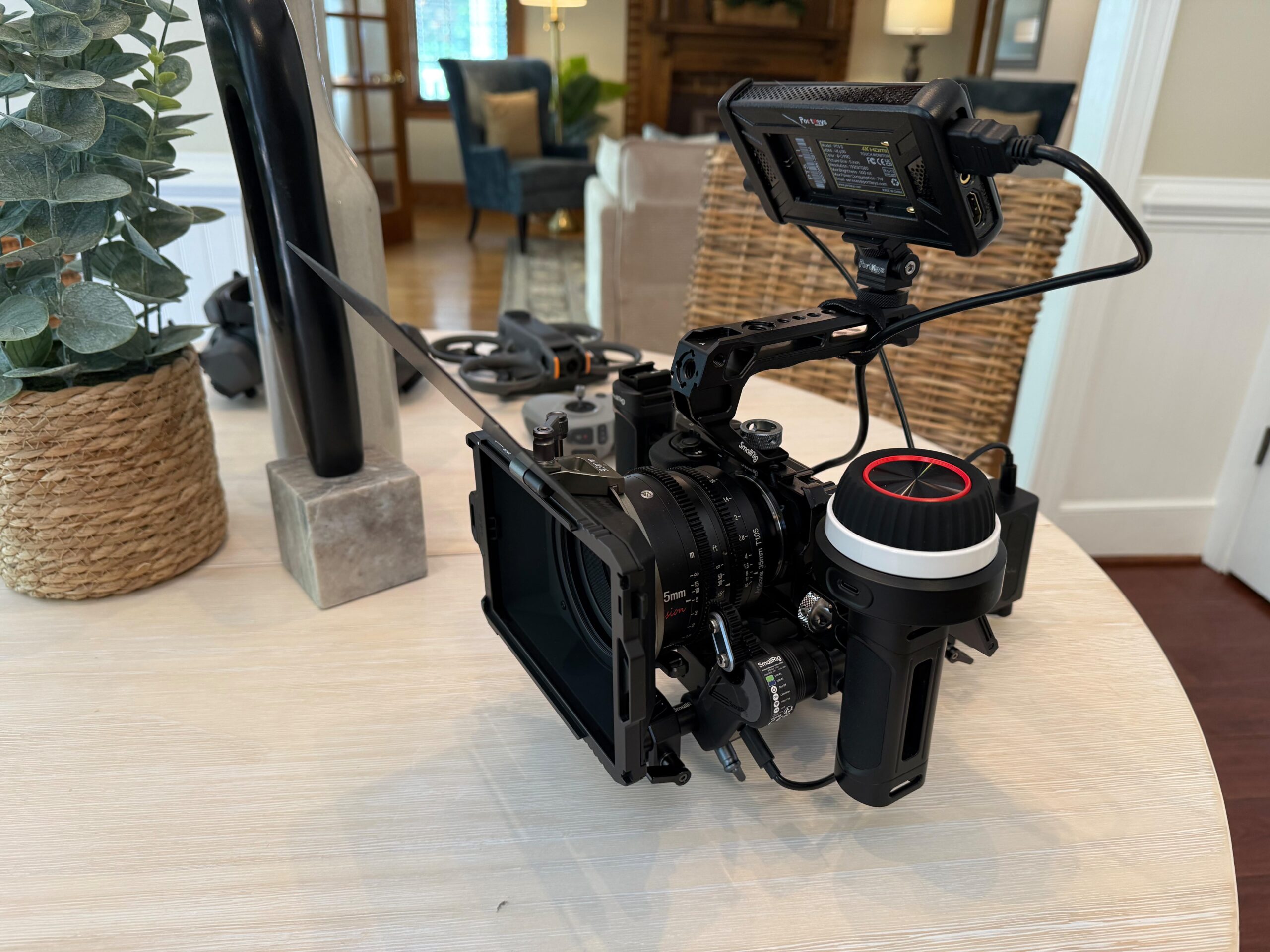 SmallRig Wireless Follow Focus Kit with Handwheel Controller & Receiver Motor customer photo 1