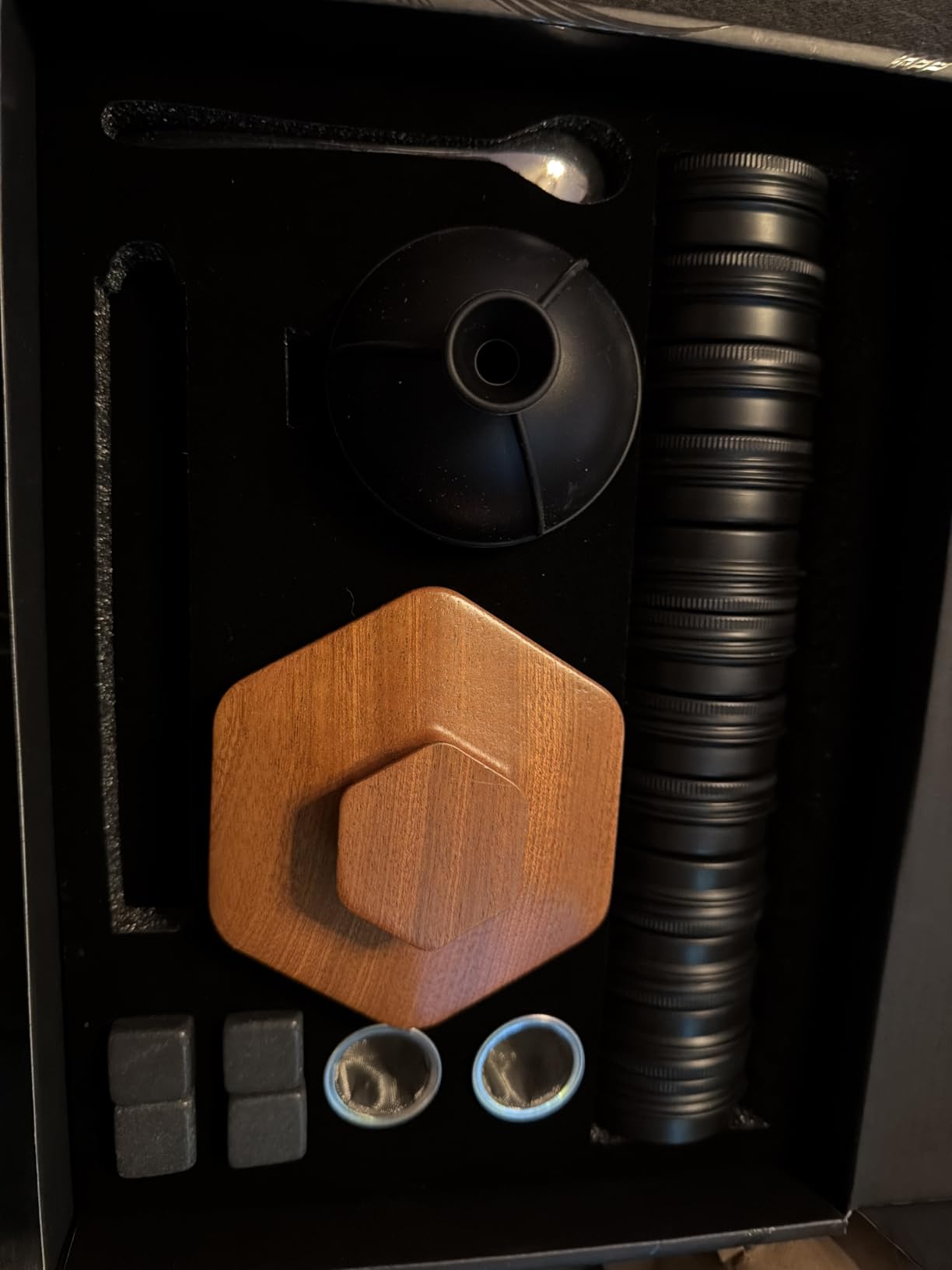 23Pcs Whiskey Smoker Kit with Torch-12 Wood Chips, Ice Ball Mold, Cocktail Smoker Infuser Kit, Old Fashioned Drink Smoker Kit, Birthday Bourbon Whiskey Gifts for Men,Dad,Him, Valentine's Day Gifts customer photo 2