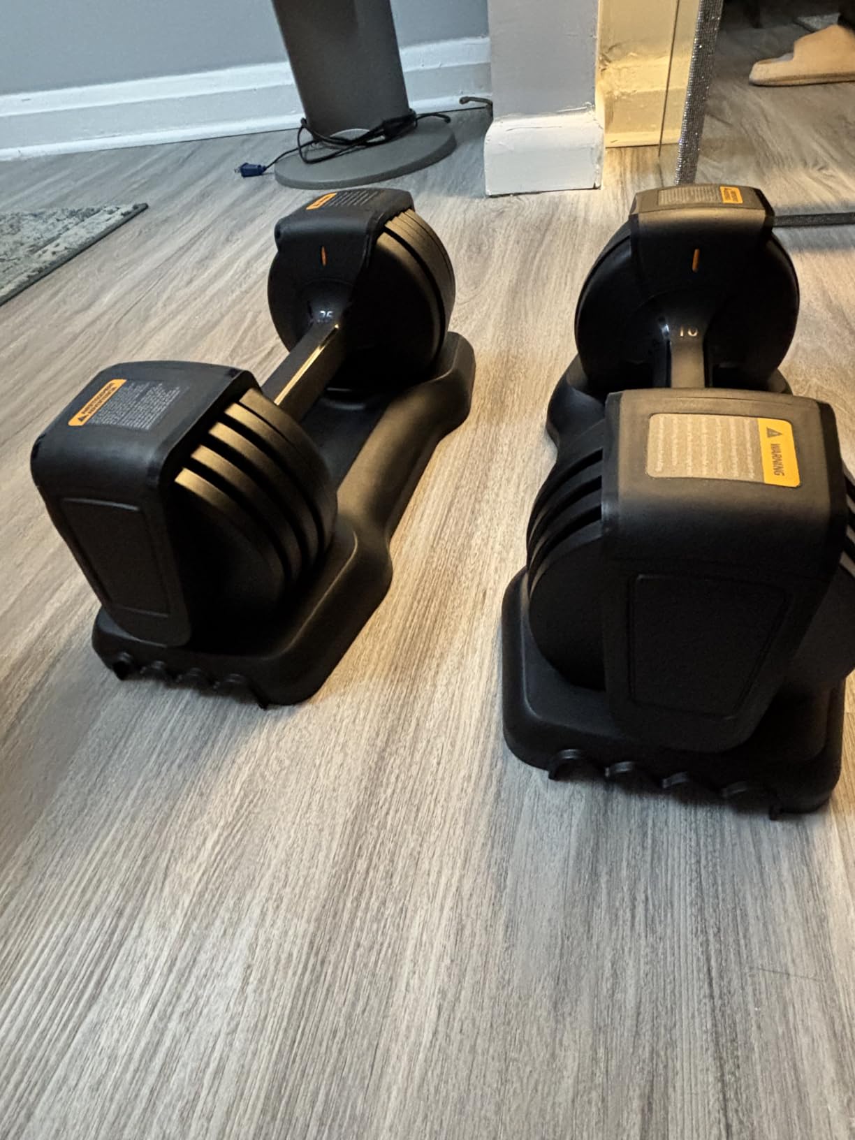 Amazon Basics Adjustable Dumbbell, 25 lb customer photo 2