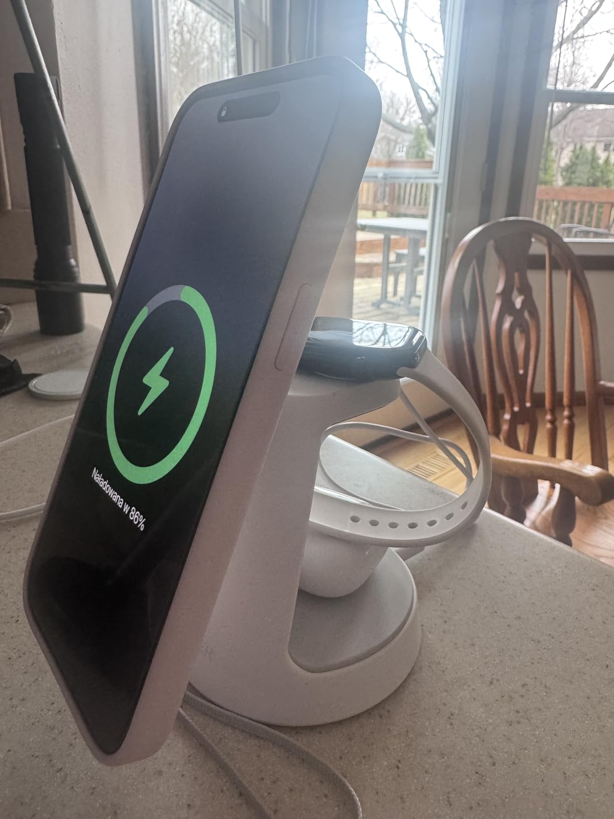 Anker MagGo 3-in-1 Charging Station, MagSafe Charger Compatible, Nano Charging Stand, Qi2 Certified 15W Magnetic Wireless Charger Dock, for iPhone 17/16/15/14, Apple Watch, AirPods customer photo 2