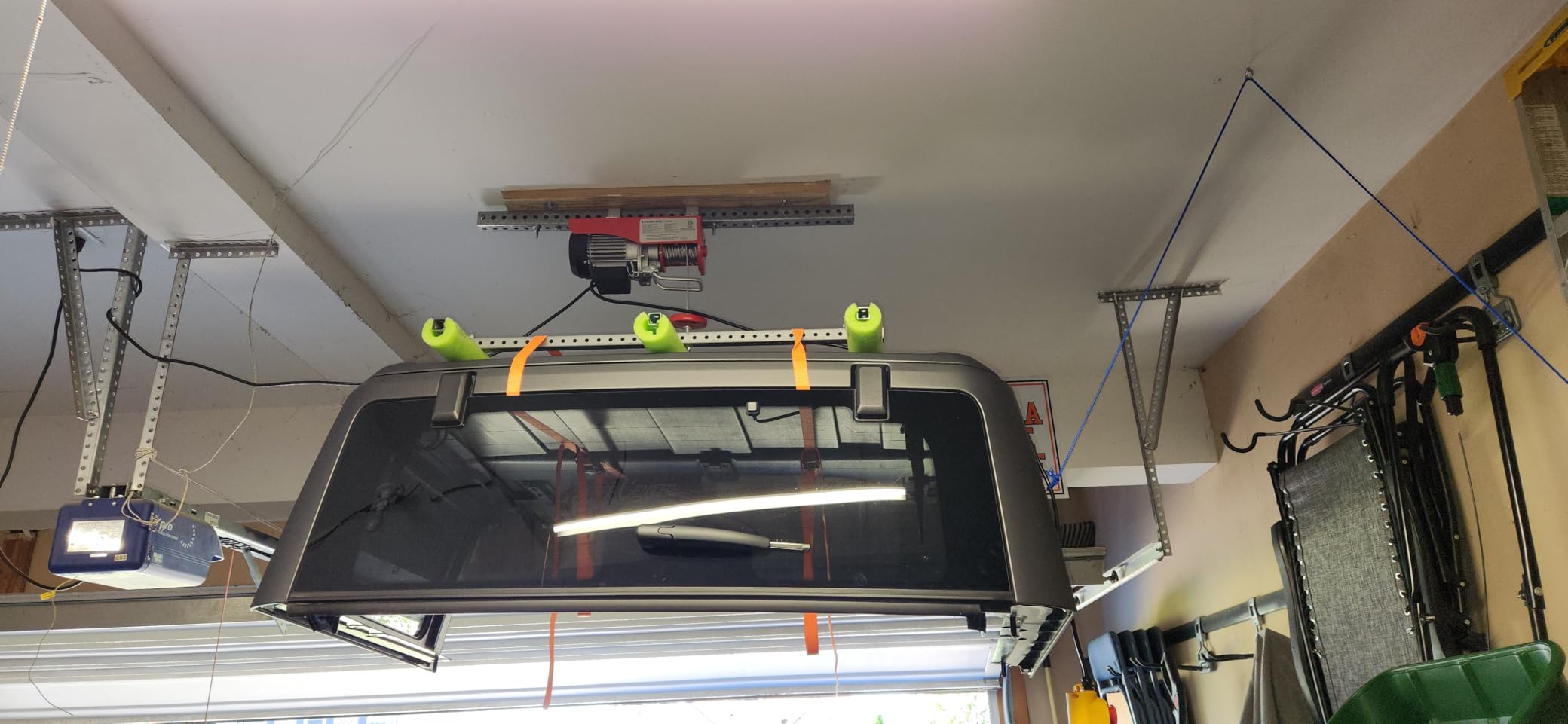 VEVOR Electric Hoist with Remote Control, 440 lbs Material Handling Tool, 110V Electric Hoist with 14ft Remote Control for Factories, Warehouses, Construction Site, Attic customer photo 2