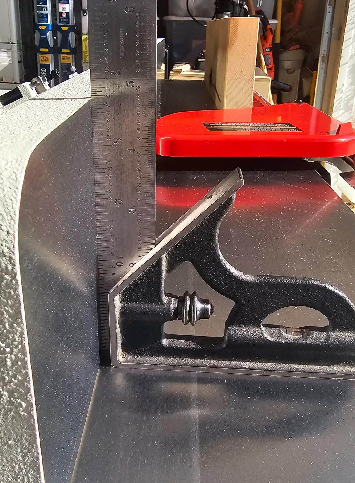 JET Black 8-Inch Jointer, Helical Cutterhead, 2 HP, 230V 1Ph (JWJ-8HH-BLK) customer photo 2