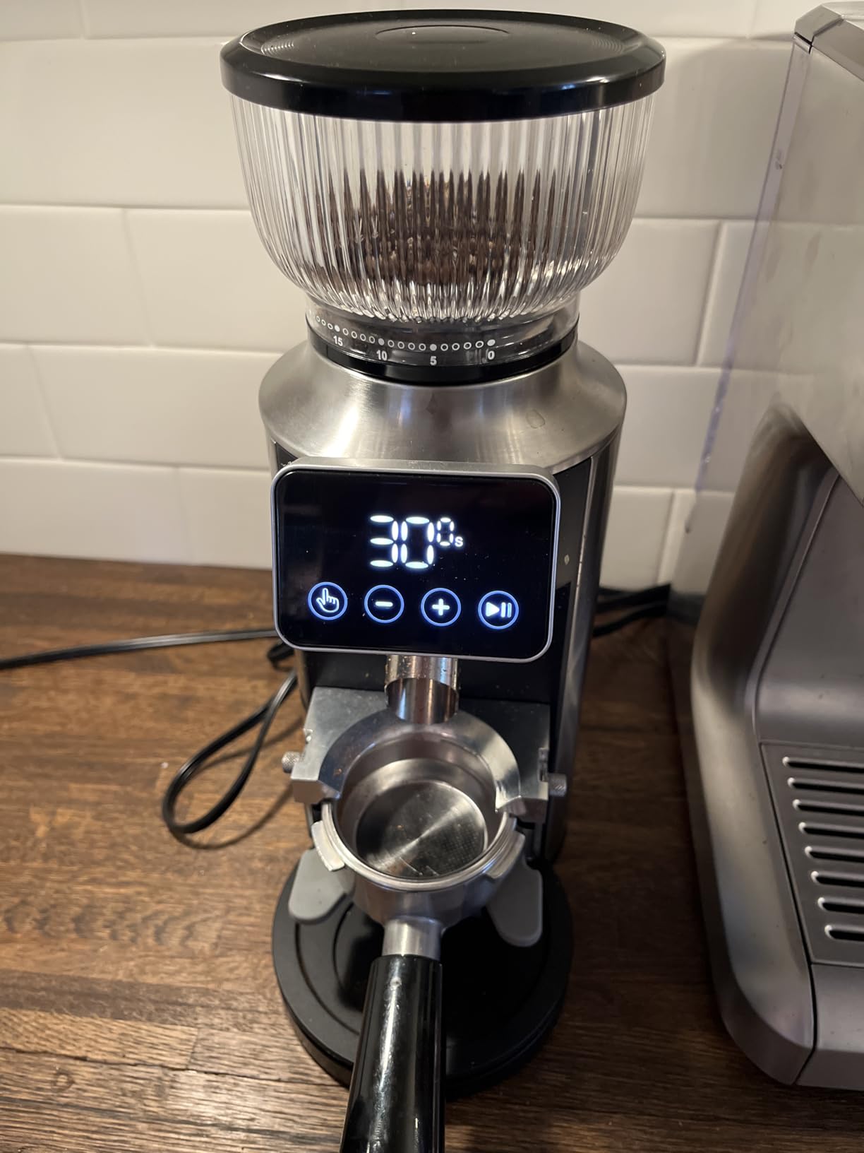 Neretva Espresso Grinder, 2 in 1 Professional Coffee Bean Grinder Stainless Steel Suit 51~58mm Portafilter Burr Coffee Grinder 30 Precise Setting&Anti-Static for Espresso/French Press/Drip/Moka-Silver customer photo 2