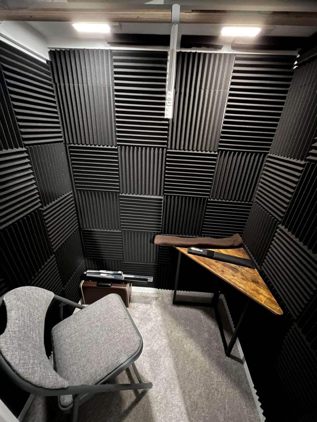 EZVALO Under Cabinet Lighting, 2400mAh Rechargeable Motion Sensor Light Indoor, 3 Color Temps, 5-Level Dimmable Magnetic Wireless Closet Lights for Kitchen, Pantry, Stairs (2 Pack) customer photo 1