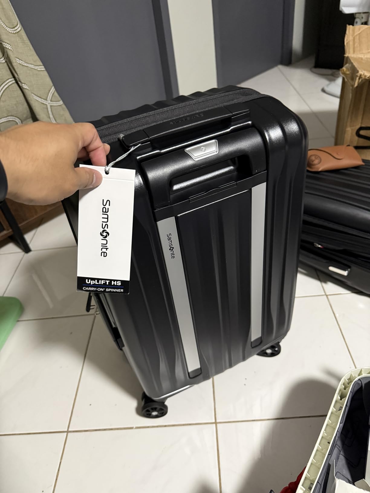 Samsonite UpLIFT Carry-On Hardside Luggage with Spinner Wheels - Airline-Approved, TSA Lock, Adjustable Handle System - Polycarbonate Hard Suitcase for Ultra Lightweight Travel - Elemental Blue customer photo 2