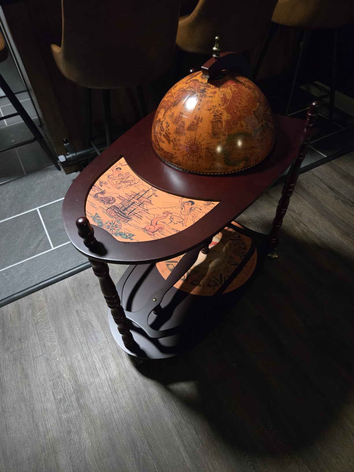 LDAILY Globe Bar, 34.5