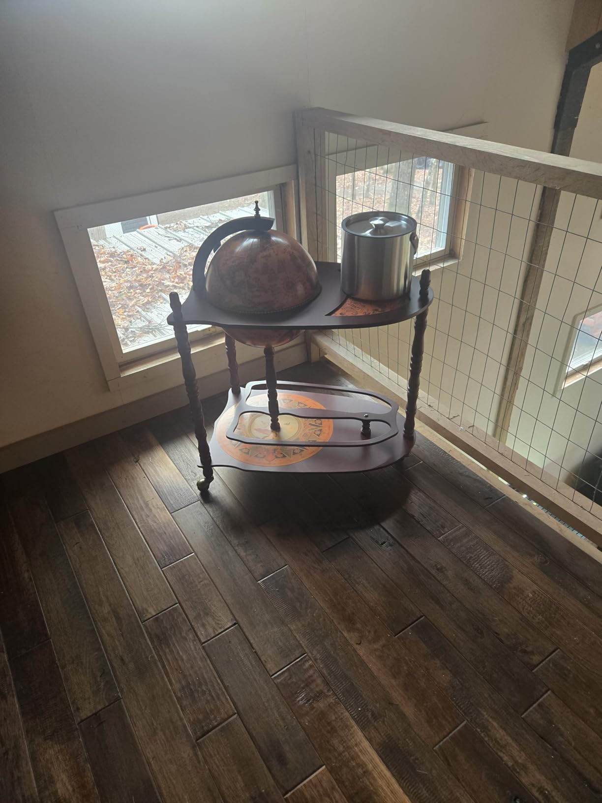 LDAILY Globe Bar, 34.5