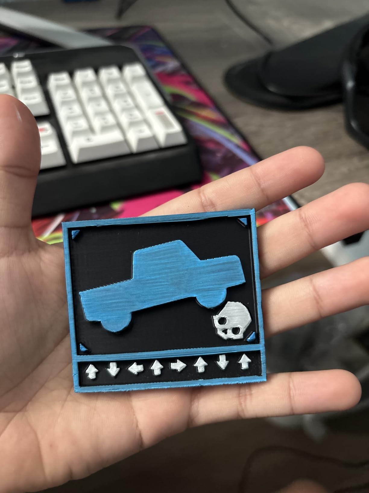 72 Colors Acrylic Paint Markers, Dual Tip with Fine Tip and Brush Tip Pens for Stone, Wood, Calligraphy, Canvas, Ceramic, Metal, Glass, Rock Painting, DIY Crafts Art Supplies Kit customer photo 1