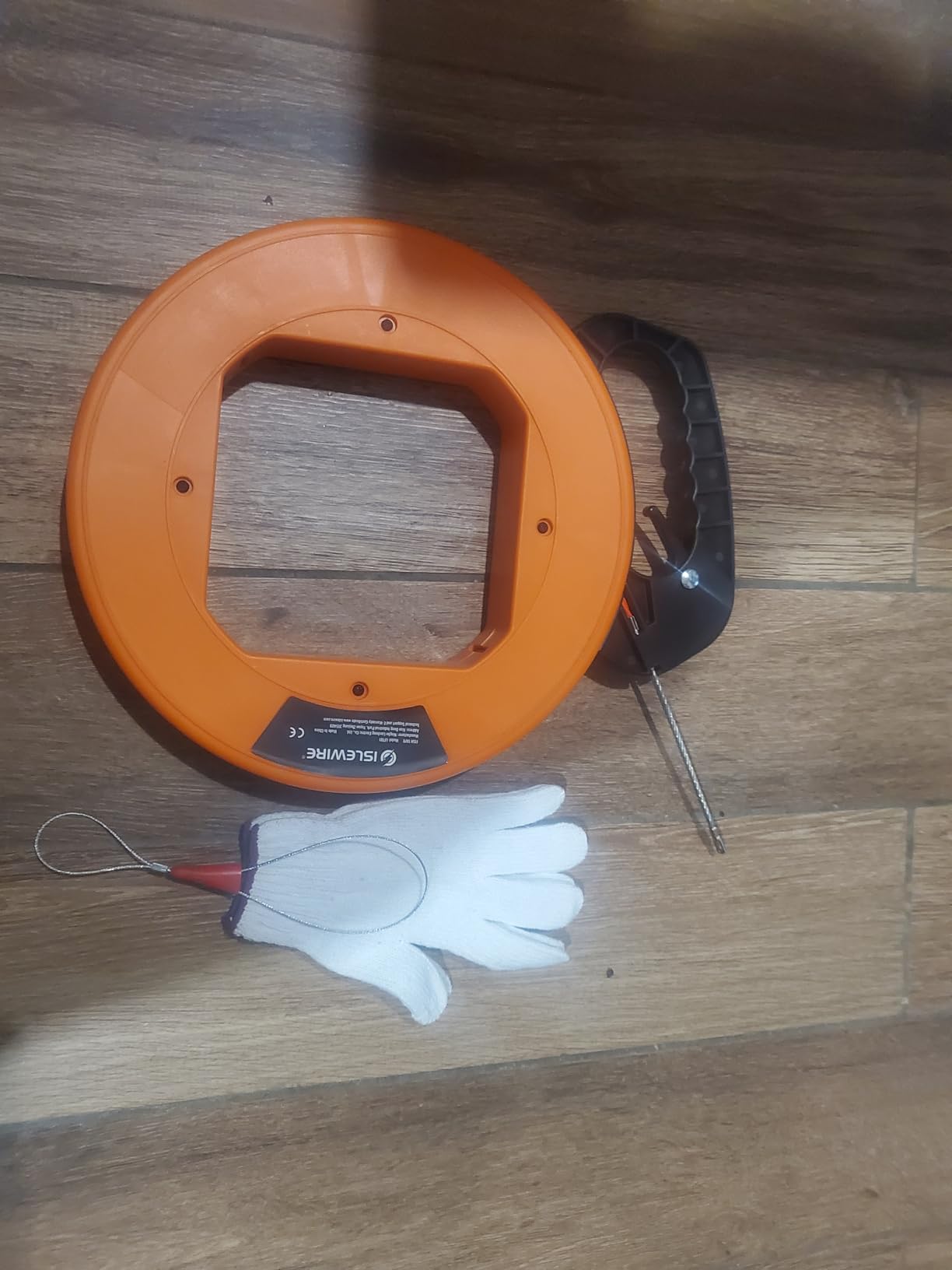 125 ft Electrical Fish Tape, 3/16-inch PET Wire Puller with Optimized Housing and Ergonomic Handle, Flexible Non-Conductive Cable Puller Tool with Steel Leader for Walls and Conduit customer photo 1