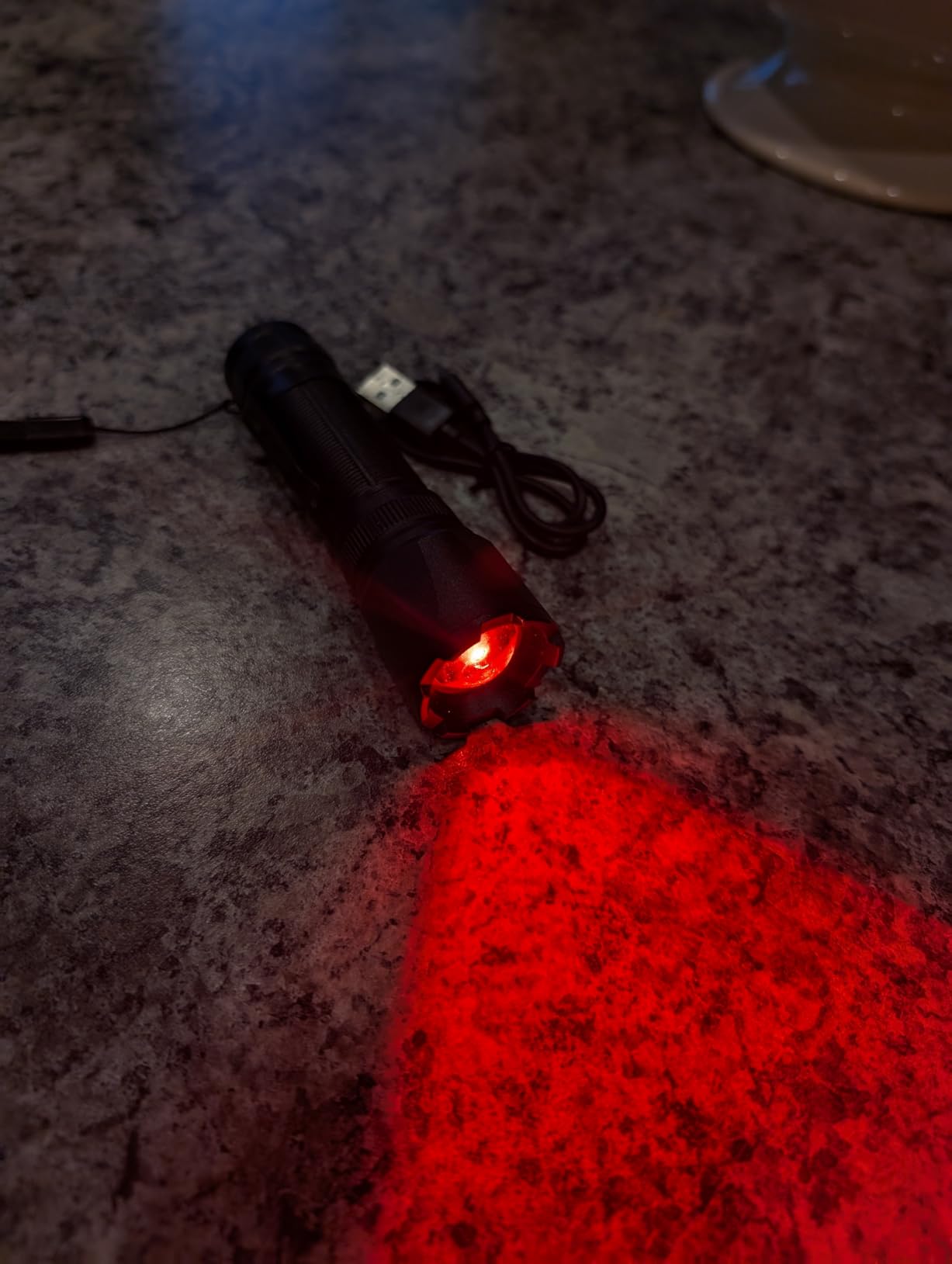 RECHOO Red Light Flashlight, High-Powered 3 Modes Red LED Rechargeable Flashlights with Clip & Lanyard, Zoomable and Portable Red Flashlights for Hunting, Astronomy, Aviation, Night Observation customer photo 2