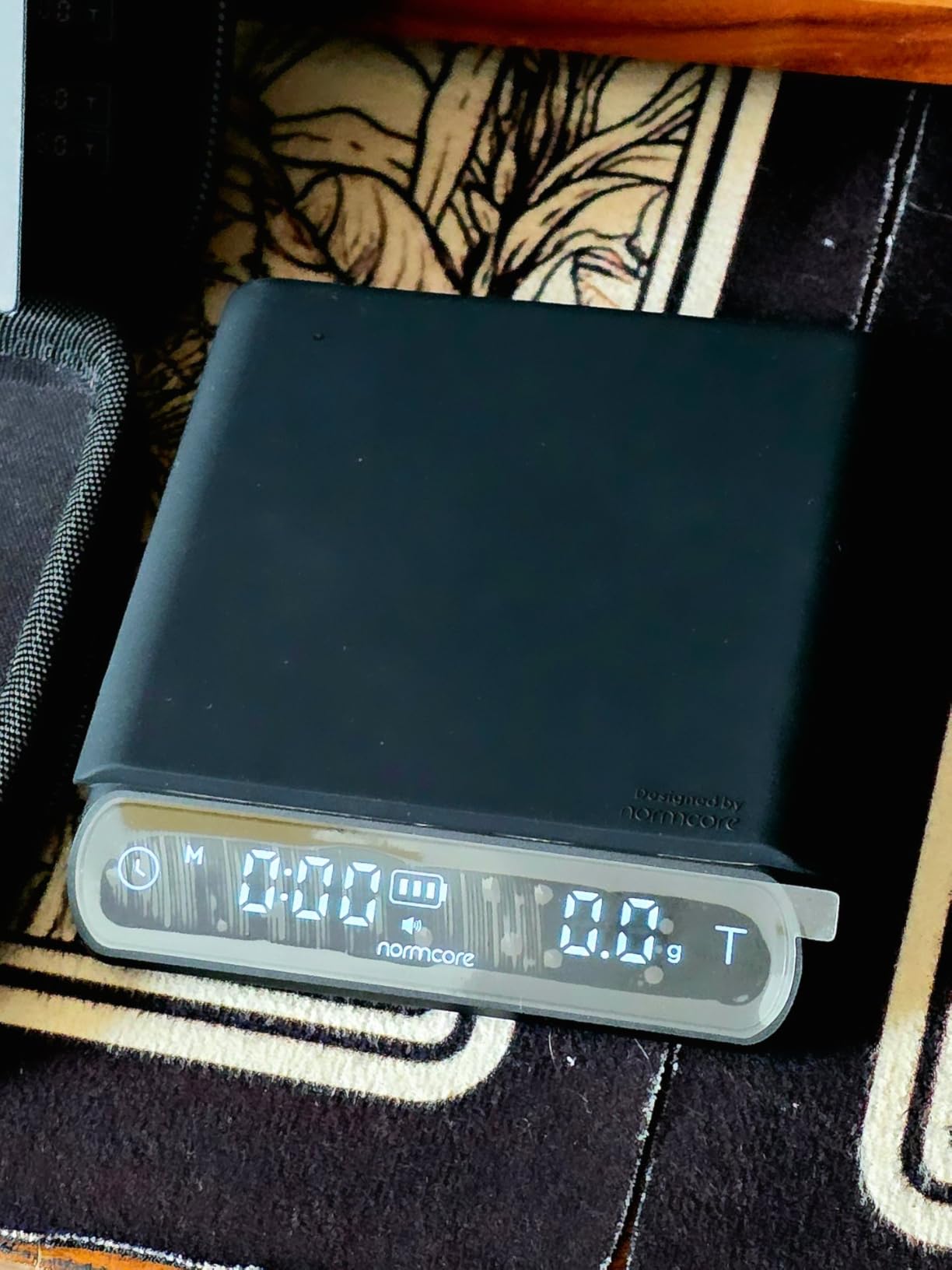 Normcore Pocket Coffee Scale V3, Pour Over Drip Espresso Scale, Barista Scale with Timer, Anodized Aluminum Body with Back-Lit LCD Display, Black customer photo 2