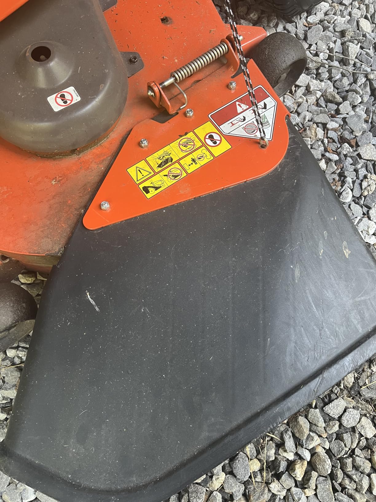 Agri-Fab 45-0631 Large Capacity 32 CU FT Hard Top Mow-N-Vac, Tow Behind Lawn Vacuum, Gas Powered, Easy Foot Pedal Dumping customer photo 2