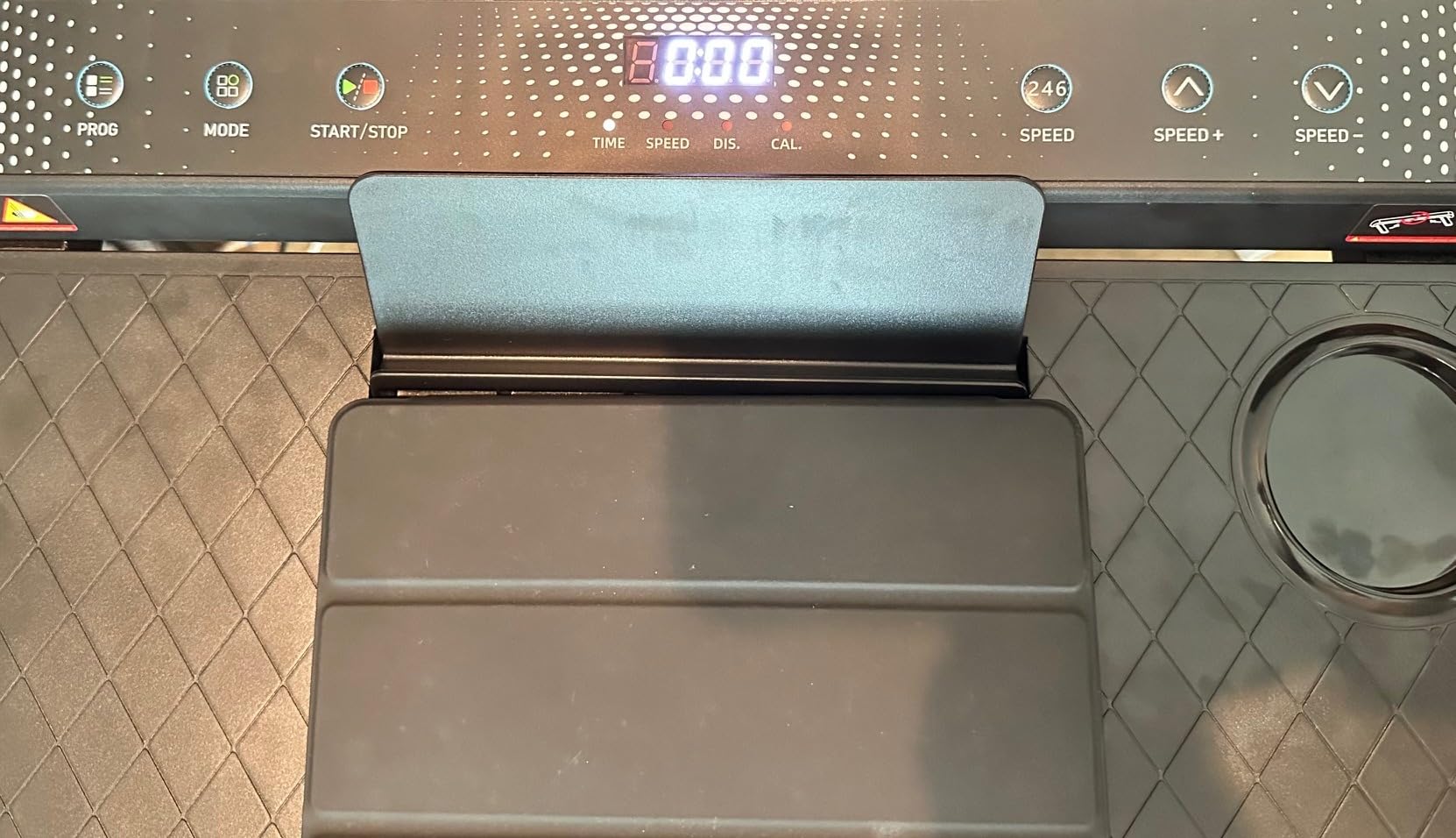 Treadmill with Incline, 3 in 1 Under Desk Treadmill Walking Pad with Removable Desk Workstation 3.5HP Foldable Compact Walking Treadmills for Home Small Office with Wristband Remote Control customer photo 2