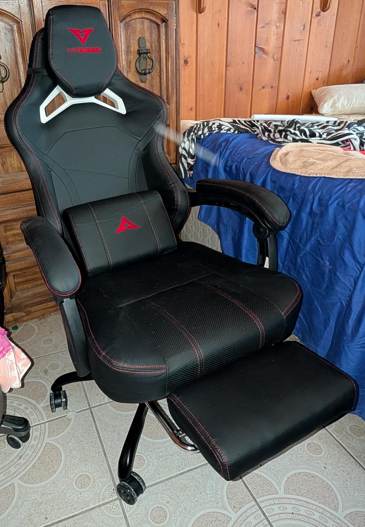 VITESSE Big and Tall Gaming Chair 400lb Capacity with Footrest, Racing-Style High Back Video Game Chair for Adults, PU Leather Computer Chair with Oversized Headrest for Gaming and Work customer photo 1