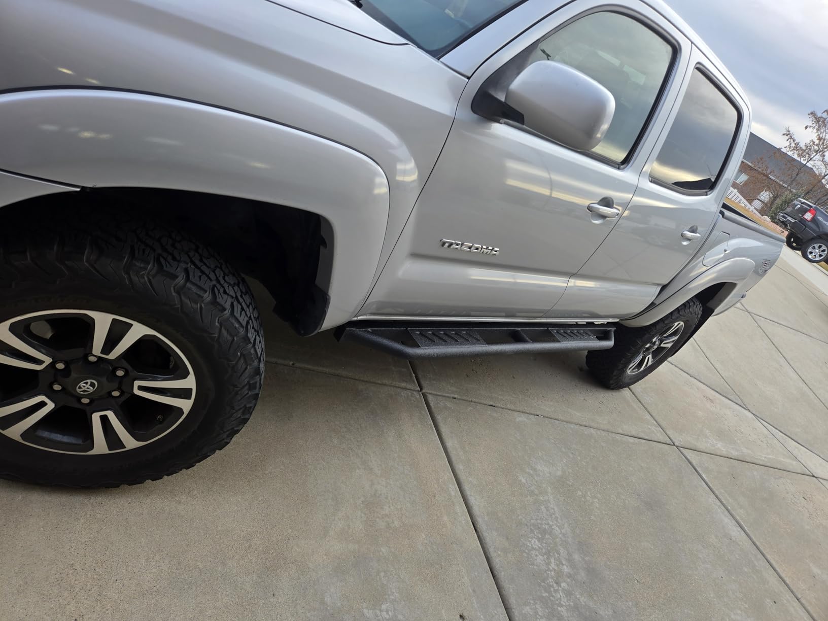 Tyger Auto Trax Side Steps Compatible with 2018-2026 Jeep Wrangler JL 4-Door (Not Fit JK) | TG-TX7J27118 | Textured Black Rail Running Board customer photo 2