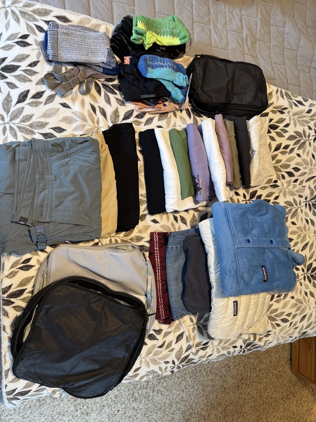 Peak Design Packing Cube, Weatherproof Luggage Cube with Dual Compartment Organization, Expansion and Compression customer photo 1