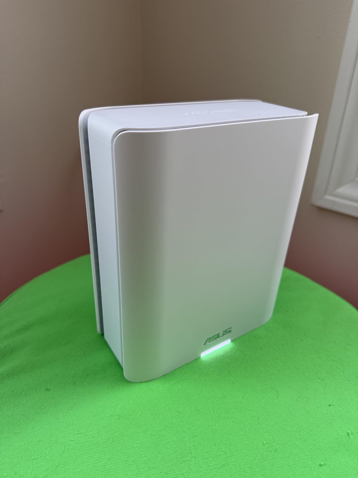 ASUS ZenWiFi BT6 Tri-Band WiFi 7 Mesh, 9.4 Gbps, 5800 sq.ft. (2pk), 2.5G WAN Port, Security and Parental Controls Included, Smart Home Master SSIDs, 4G & 5G Mobile Tethering- BT6 (W-2-PK) customer photo 2