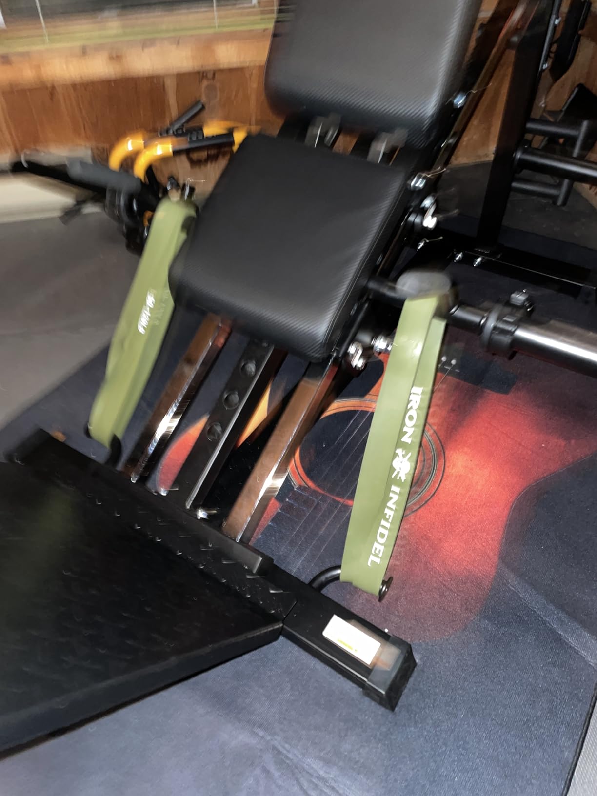 Mikolo Leg Press Hack Squat Machine, 30-Degree Compact Leg Press Machine for Home Gym, Hack Squat Machine with Removable Shoulder Pad, Lower Body Workout Equipment customer photo 2