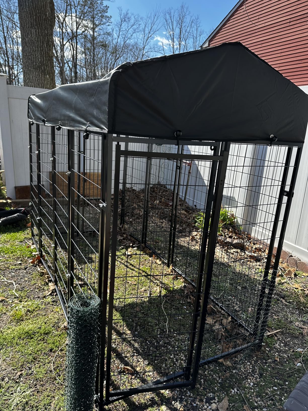 Sino Luban Outdoor Dog Kennel Outside Run with Doggy Door, Swivel Feeder&Roof - 8x4x6FT Large Dog Kennels Pens Outside for Large Dogs Breed- Heavy Duty Cage Yard (Can Connect to Your Dog House) customer photo 1