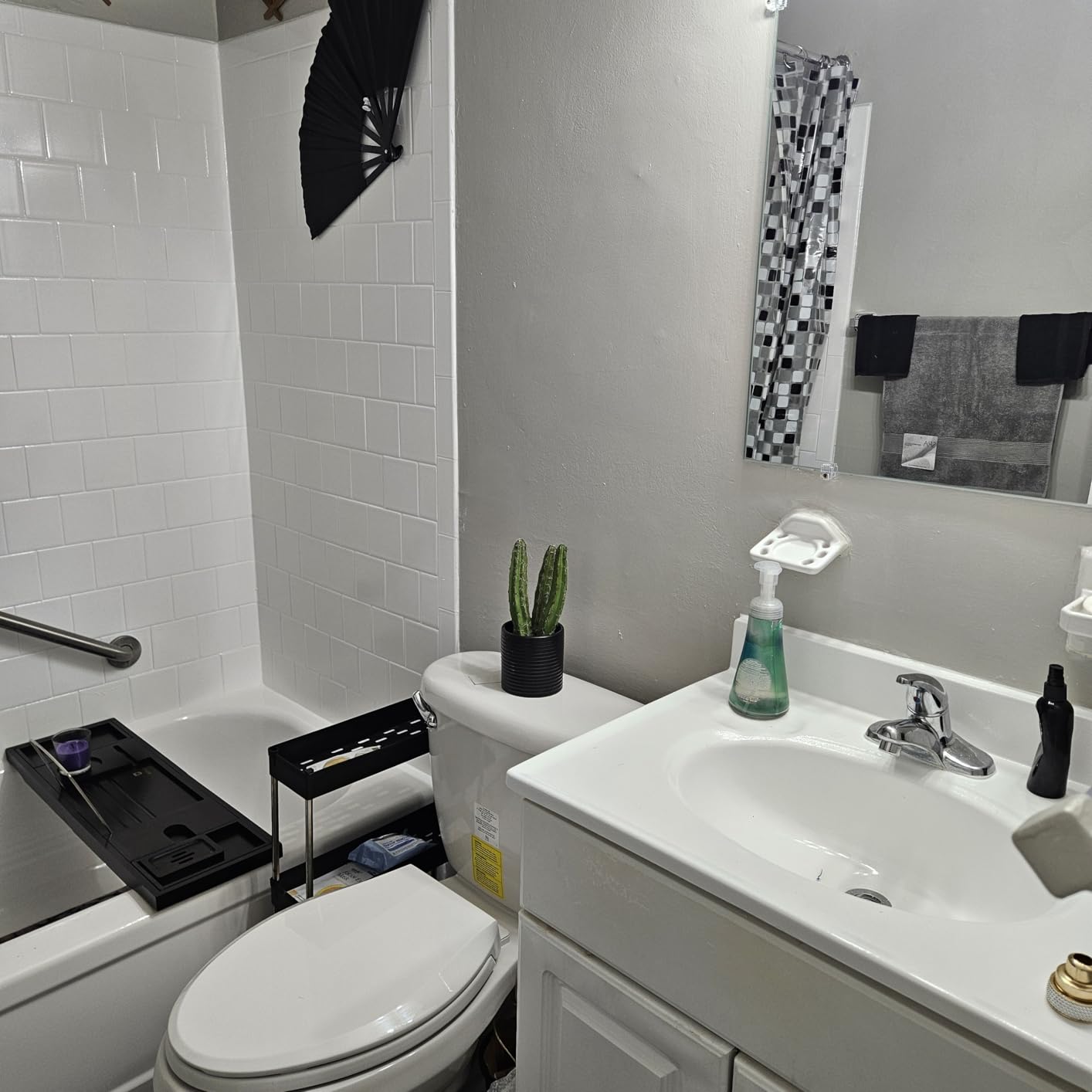 ROYAL CRAFT WOOD Premium Foldable Bathtub Tray Caddy - Wood Bath Tray for Tub, Bamboo Shelf, Expandable Bath Table Trays, Bathtub & Bathroom Accessories for New Home & Mothers, Birthday Gifts for Mom customer photo 2