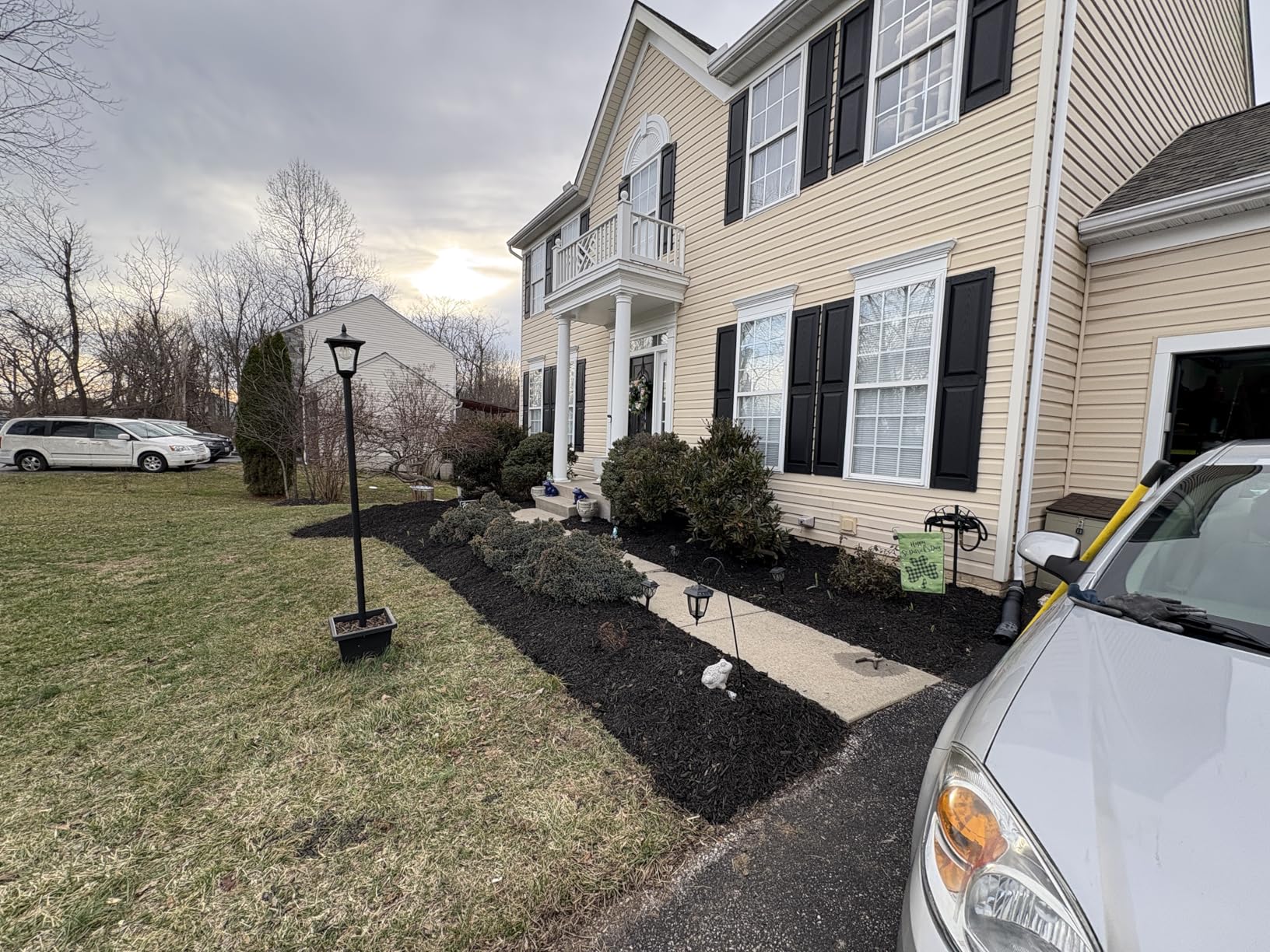 Edger Lawn Tool 41in Border Edger with Tempered Spring Steel Blade Long Rubber Handle Wide Footplate Rustproof Manganese Steel Half Moon Edger for Garden Maintenance customer photo 1